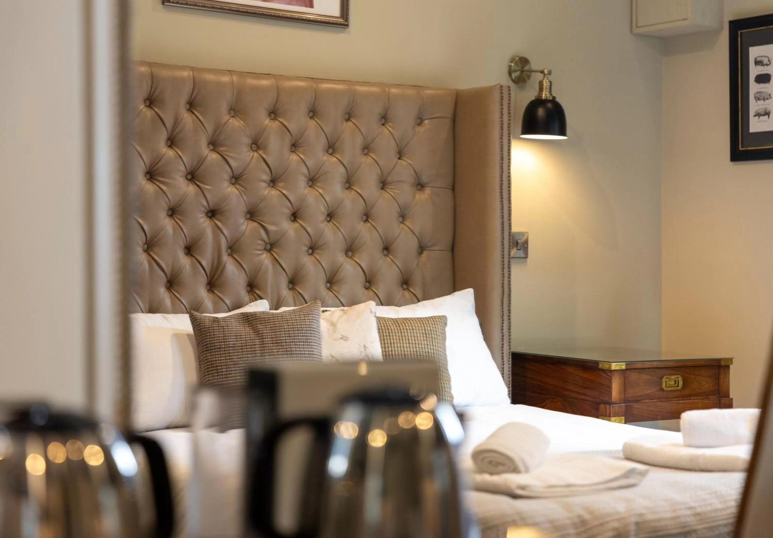 Bed in The Lower Buck Inn