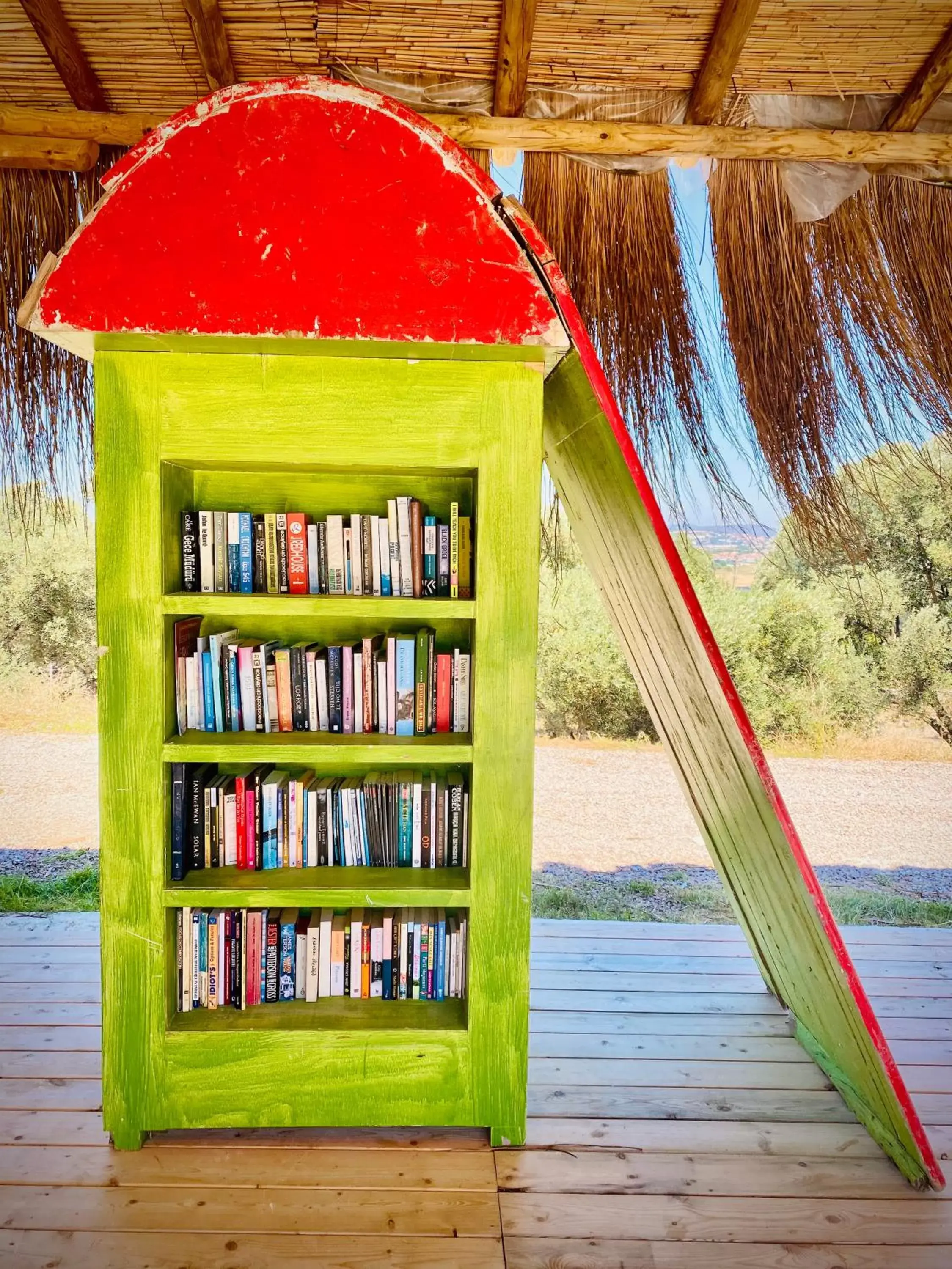 Library in Alaçatı Barbarossa Hotel