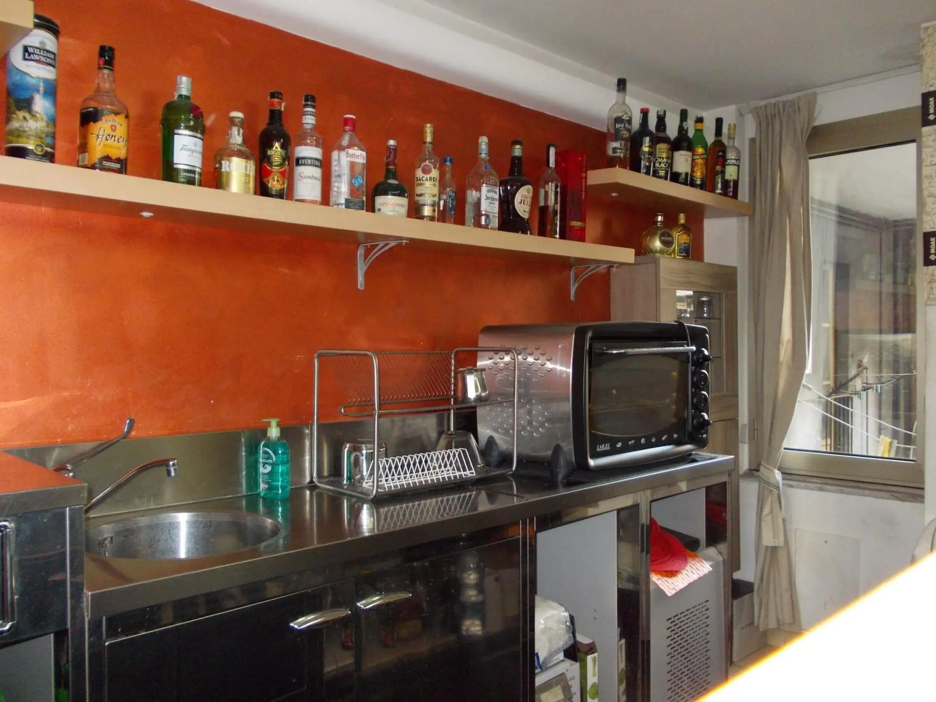 Lounge or bar, Kitchen/Kitchenette in Hotel Catania Town