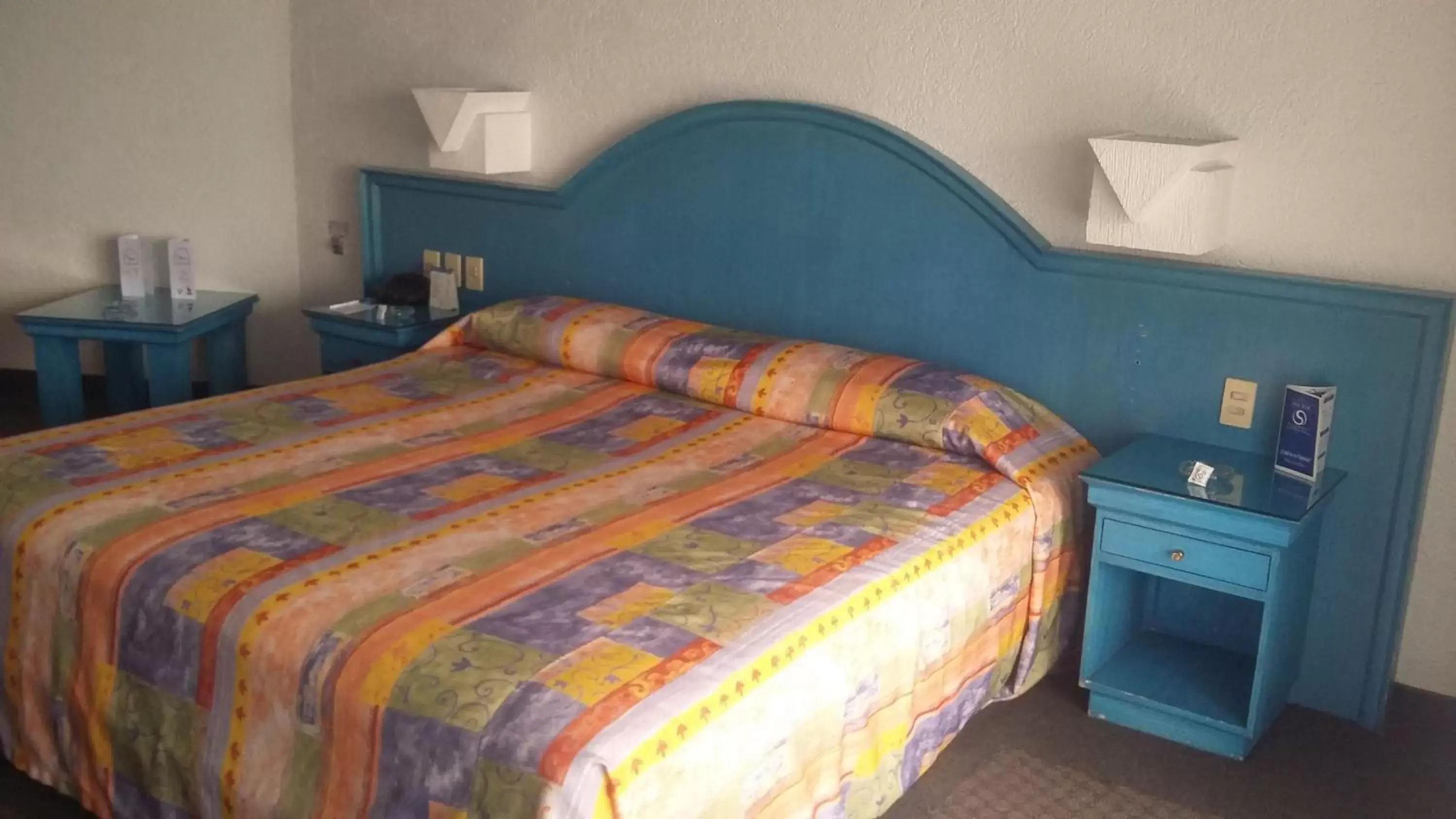 Bedroom, Bed in Hotel Inn Sur
