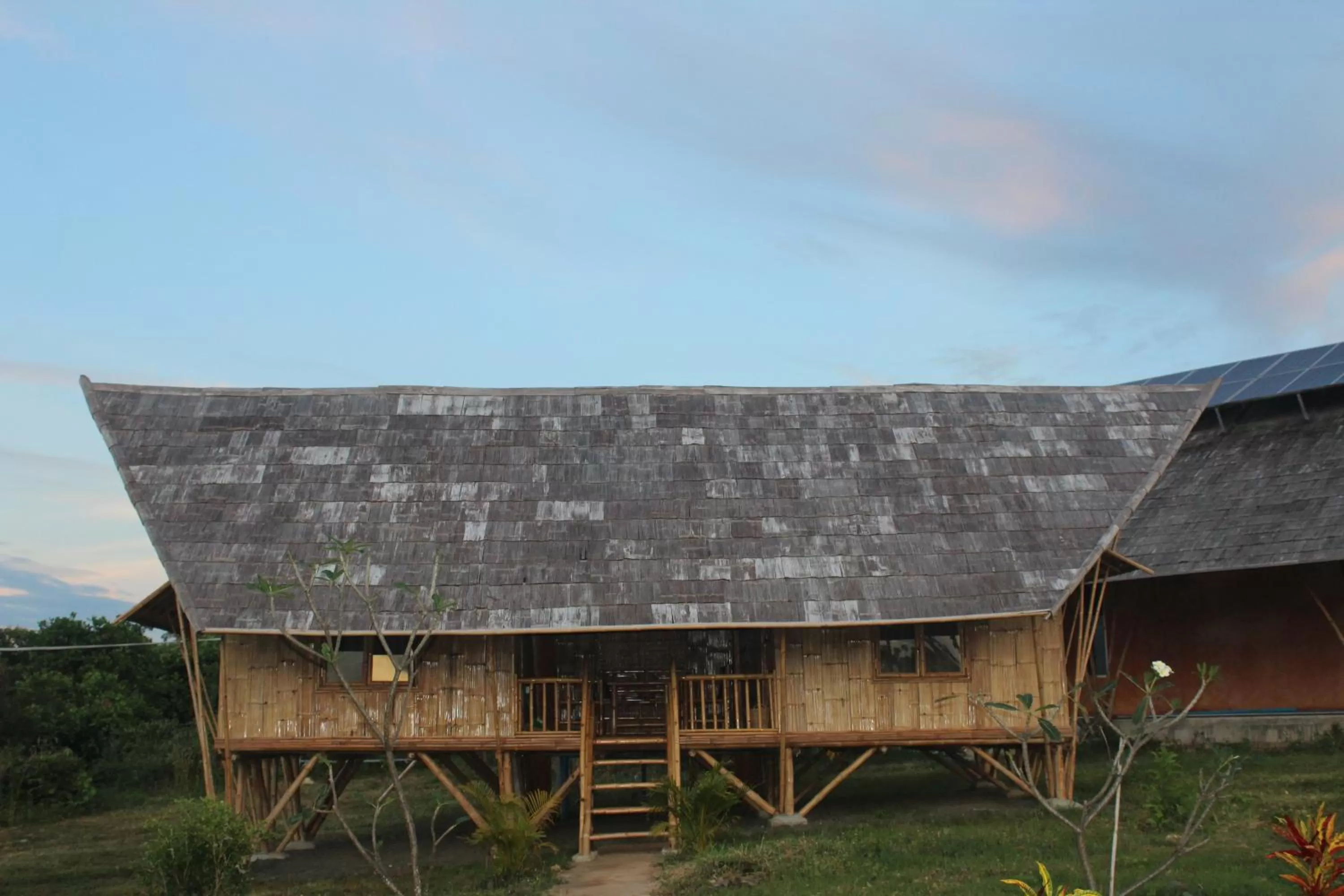 Hanchey Bamboo Resort