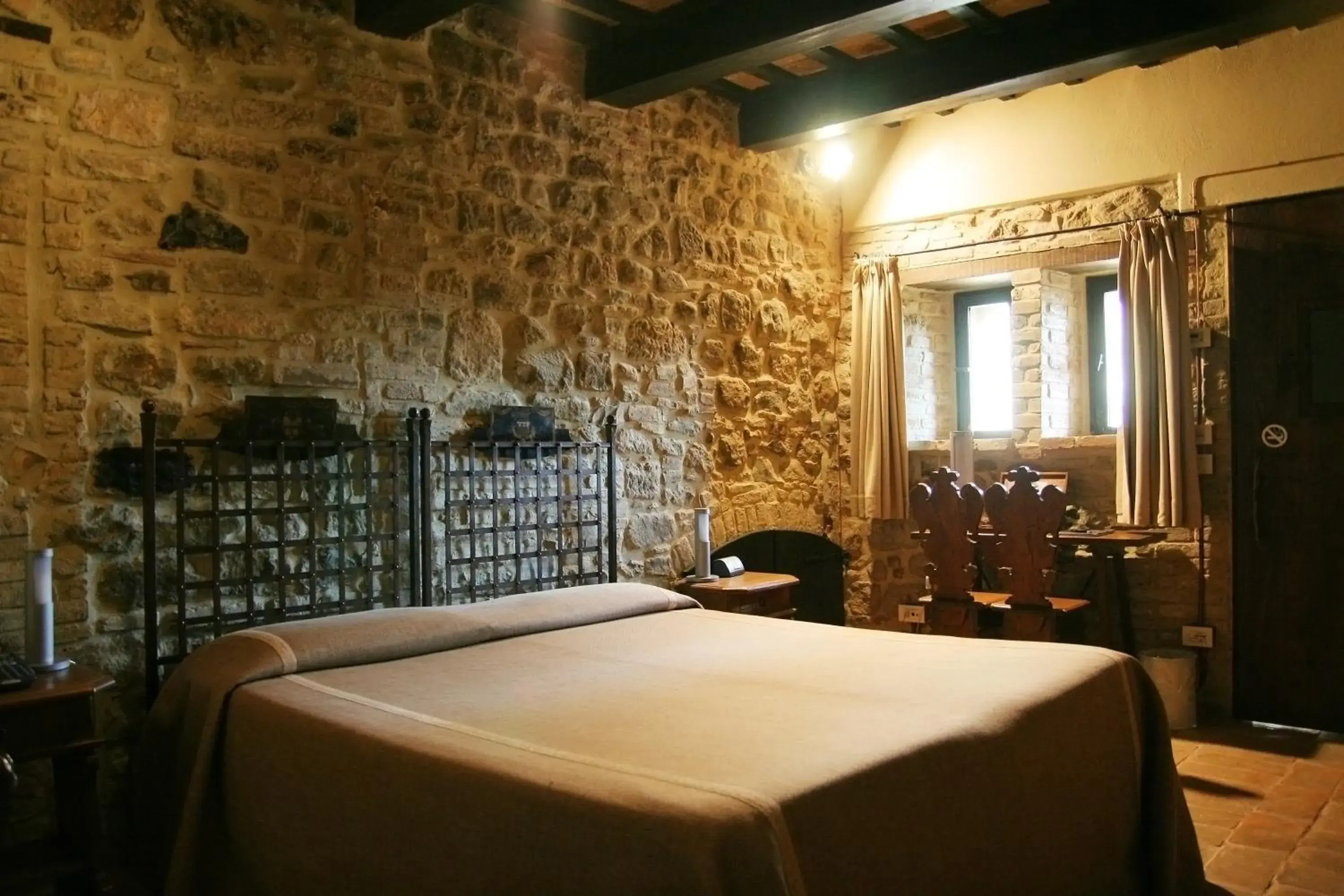 Decorative detail, Room Photo in Castello Di Monterone
