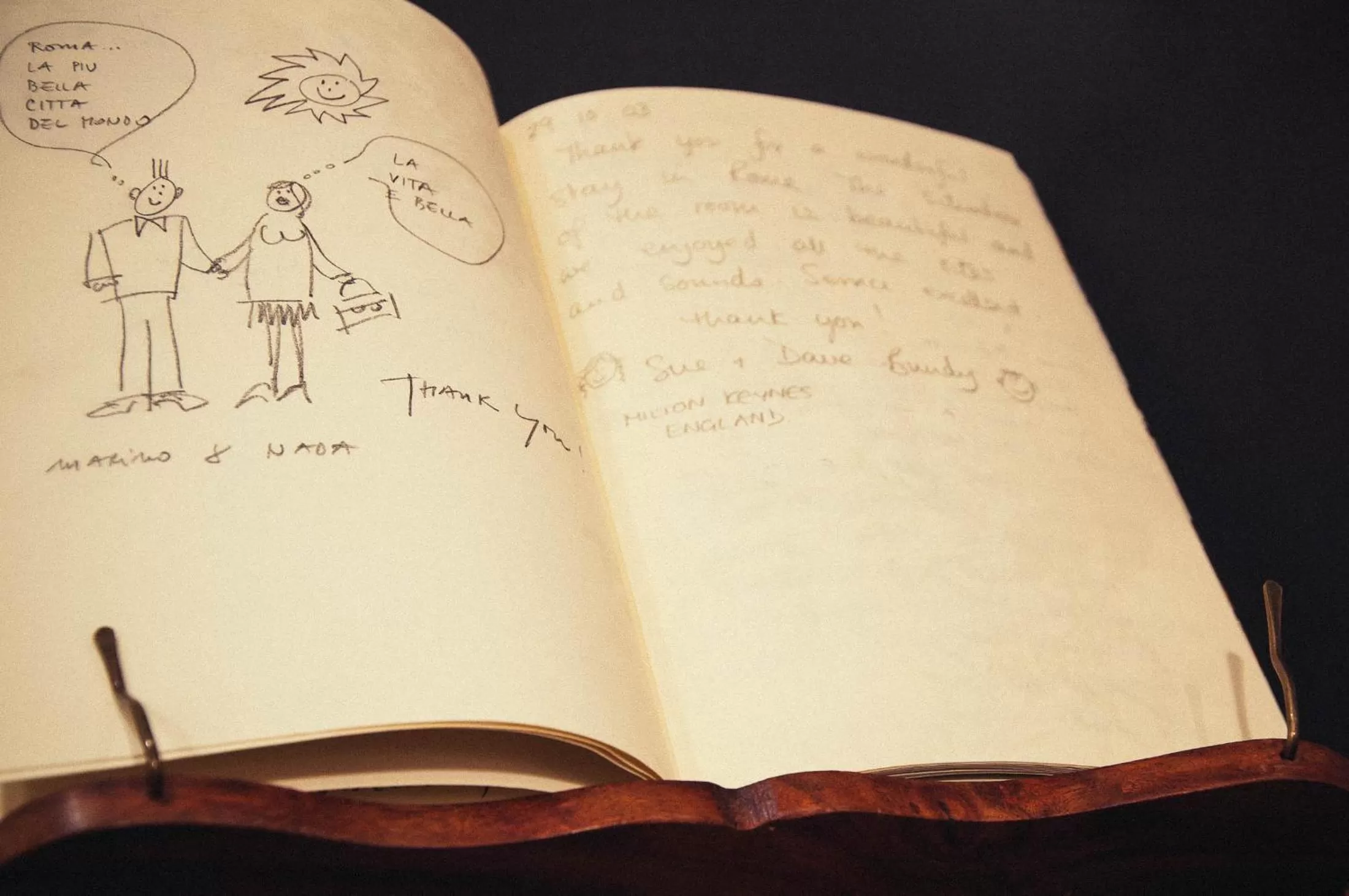 People in All'Orologio