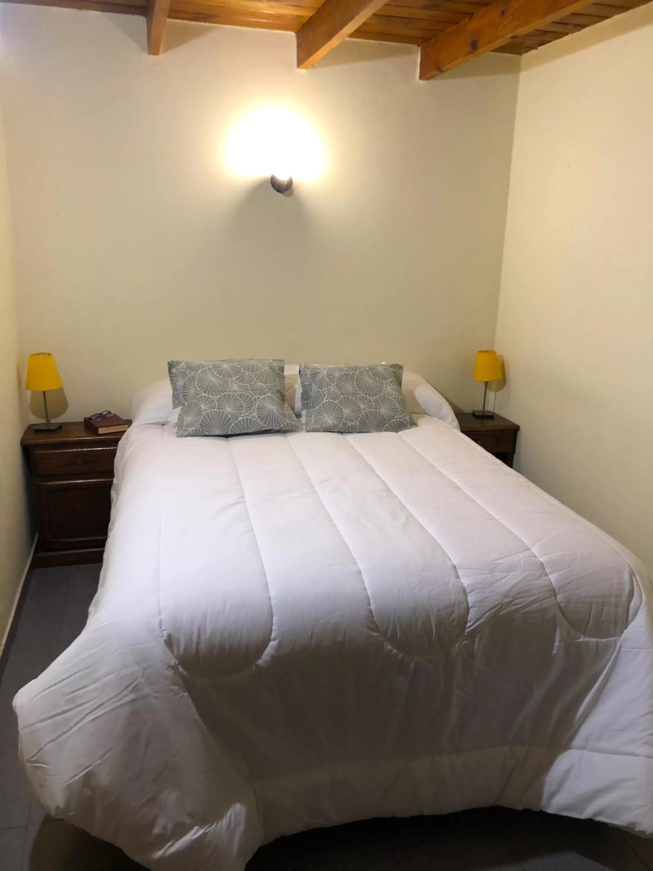 Bedroom, Bed in Apart Haiken