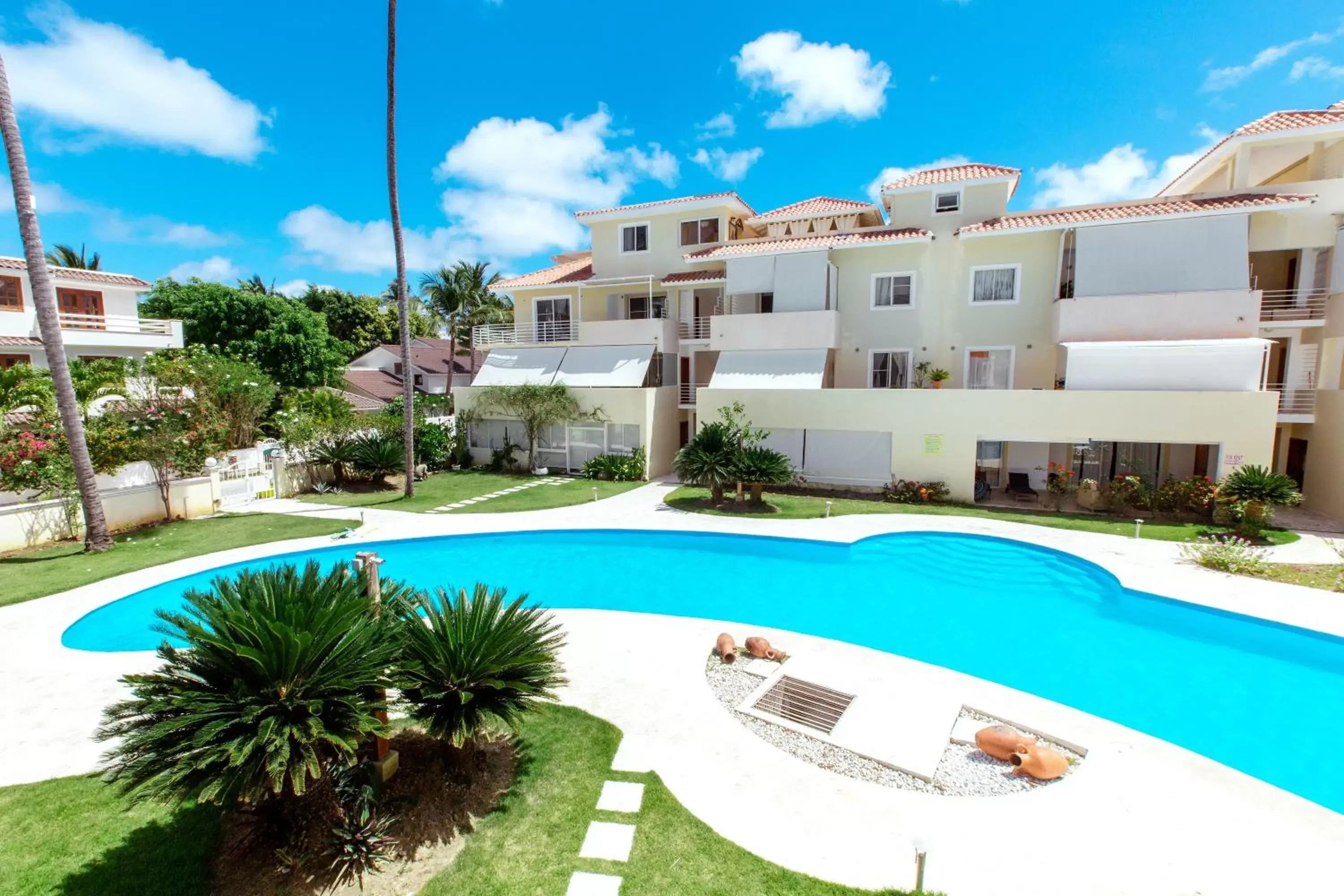 Swimming Pool in AVENTURA VILLAGE LOS CORALES BEACH and SPA