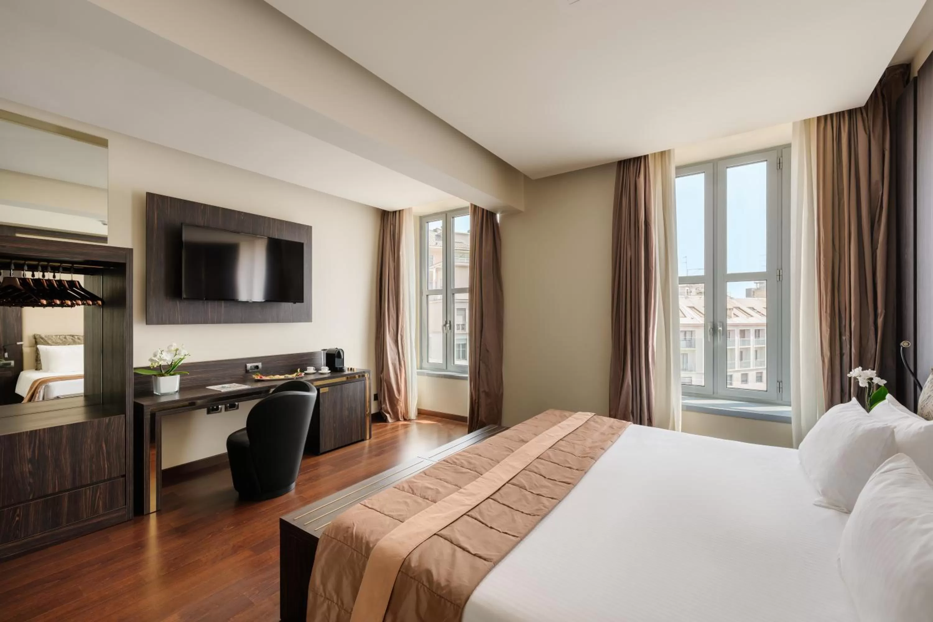 Bed in Hotel The Square Milano Duomo - Preferred Hotels & Resorts