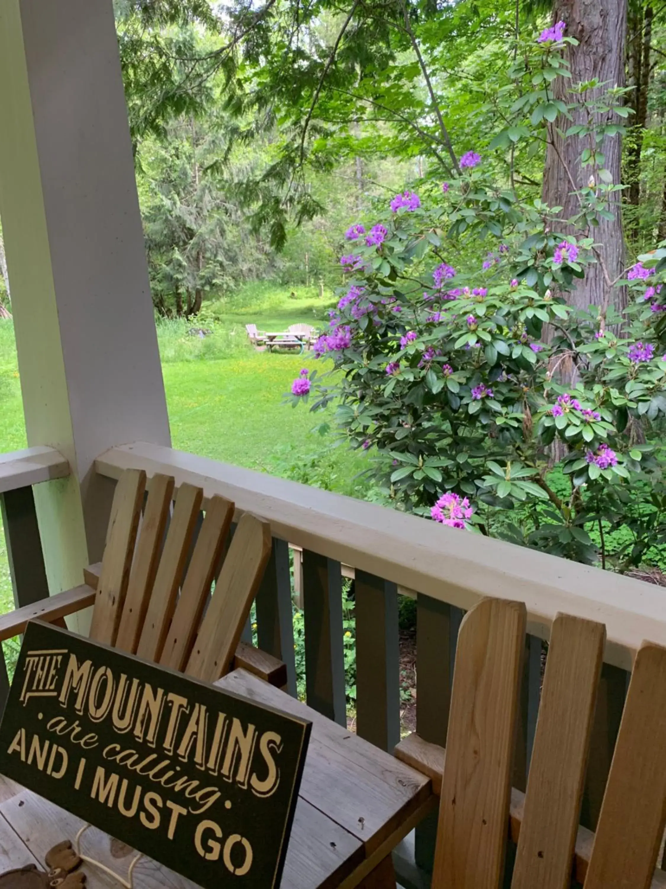 Garden view in Mountain Meadows Inn