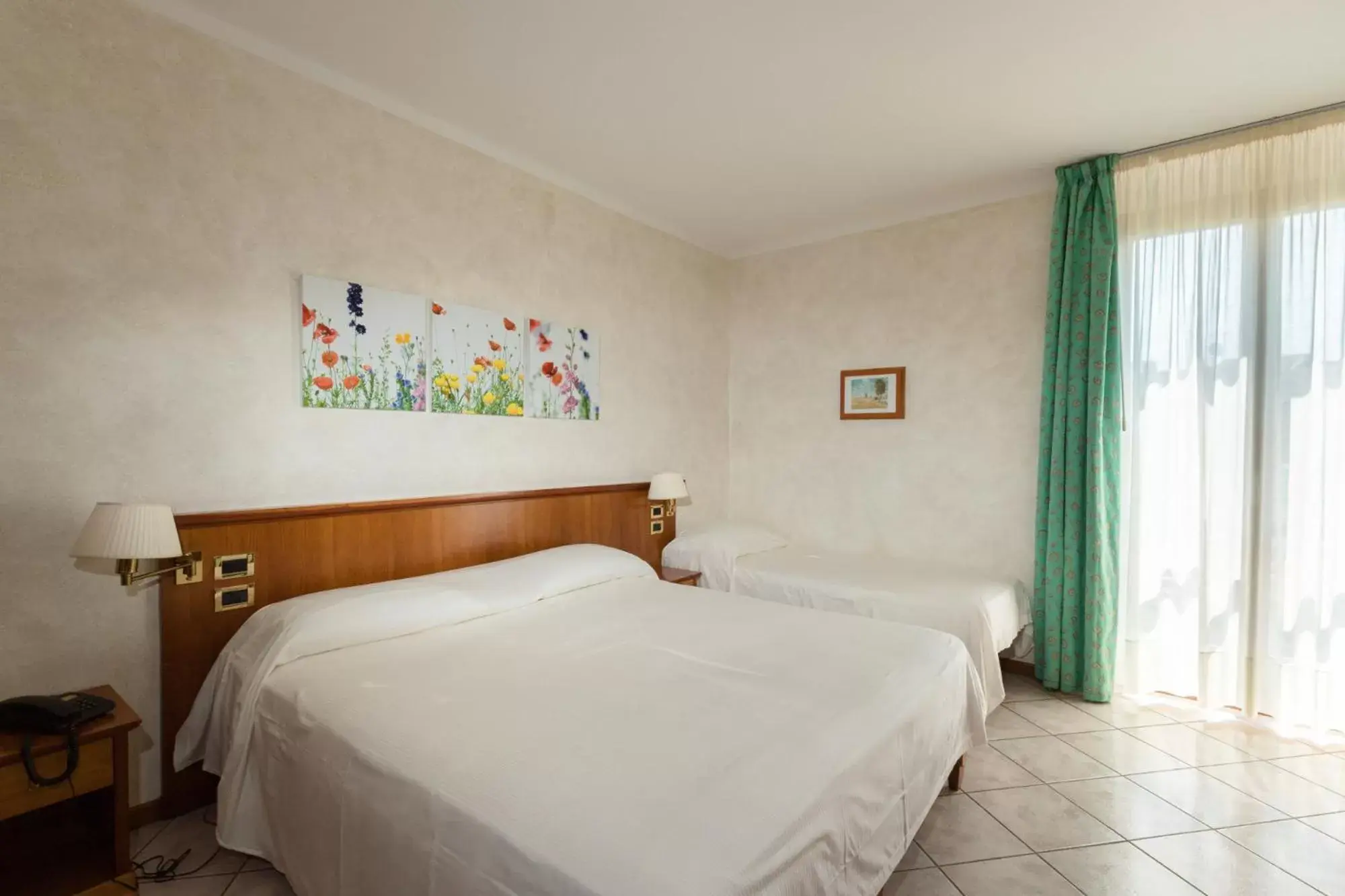 Bedroom, Bed in Hotel Corte Regina