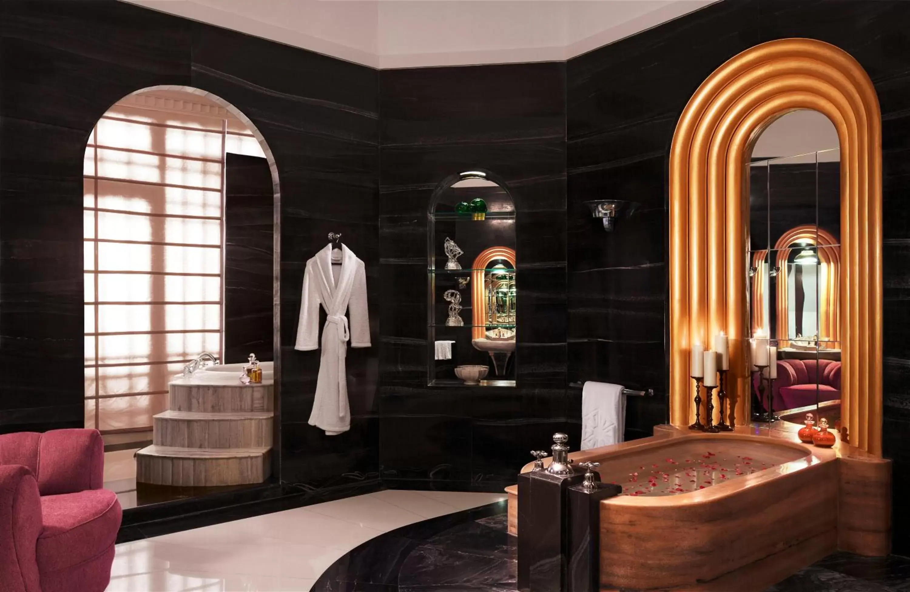 Bathroom in Umaid Bhawan Palace Jodhpur Bathroom in Umaid Bhawan Palace Jodhpur