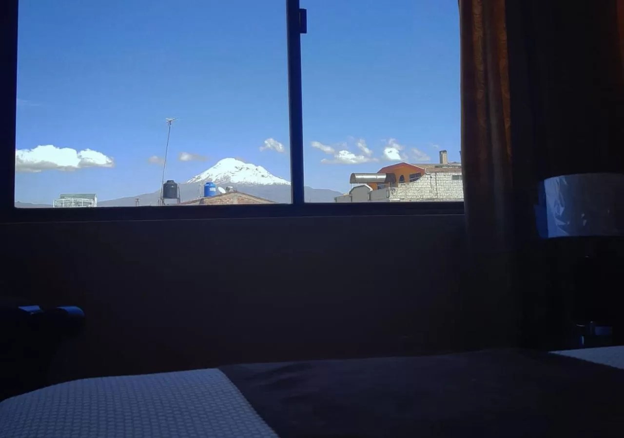 Property building, Bed in La Merced Plaza Hospedaje