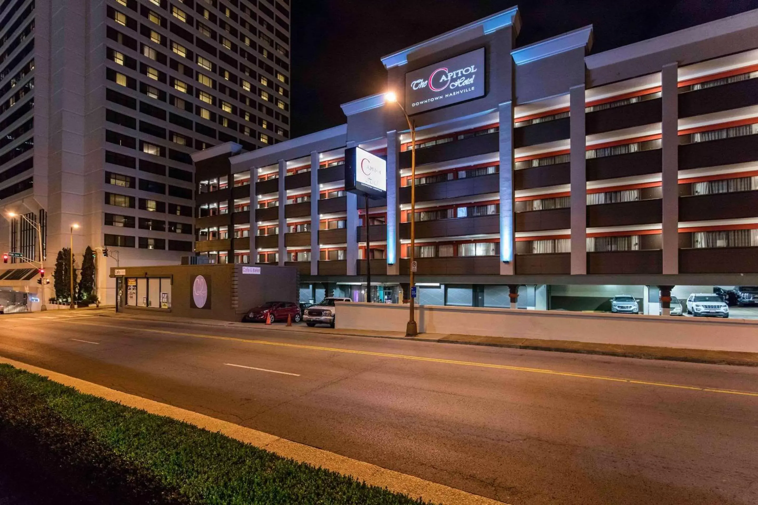 Property Building in The Capitol Hotel Downtown, Ascend Hotel Collection