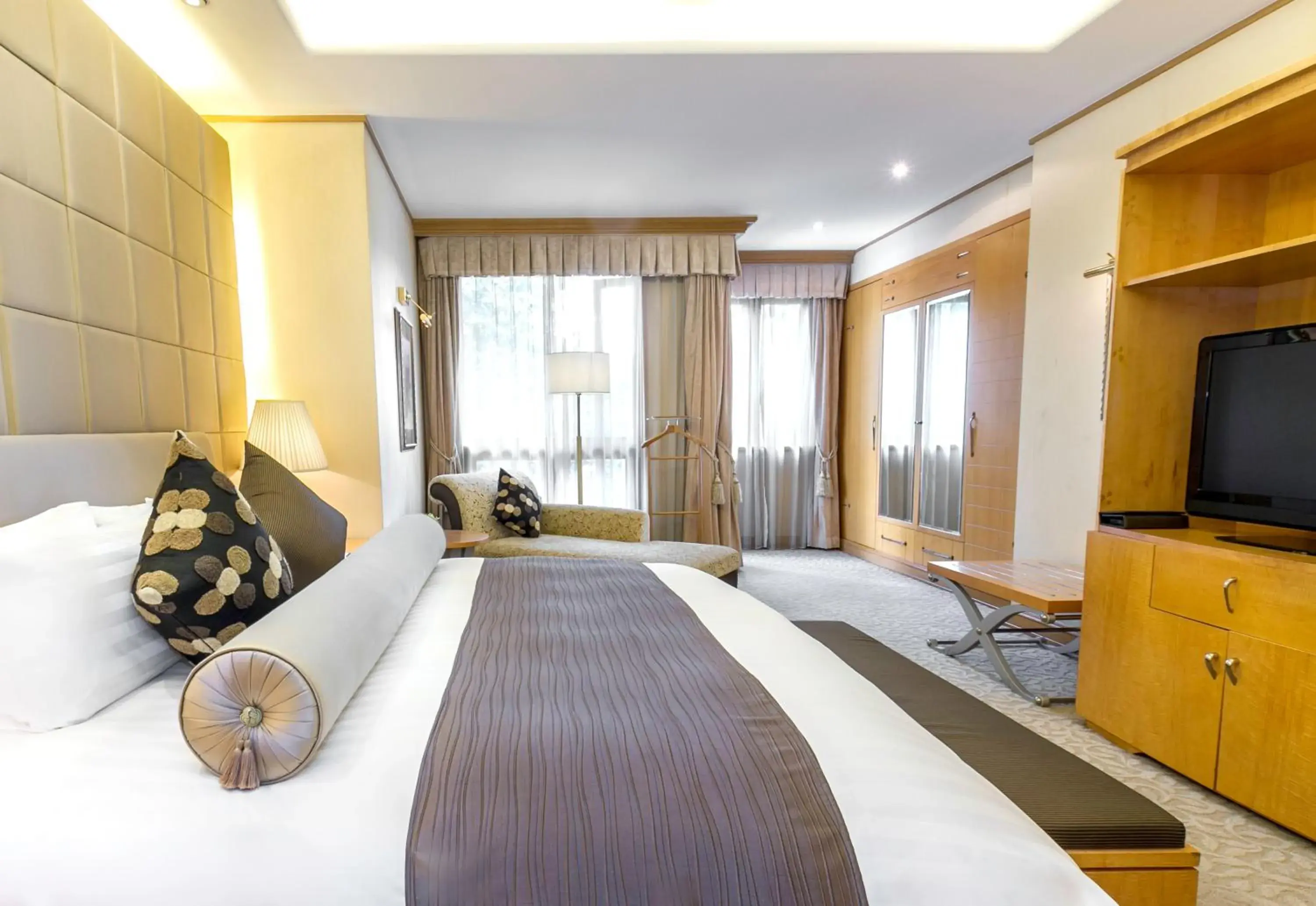 Bedroom, Bed in Xijiao State Guest Hotel