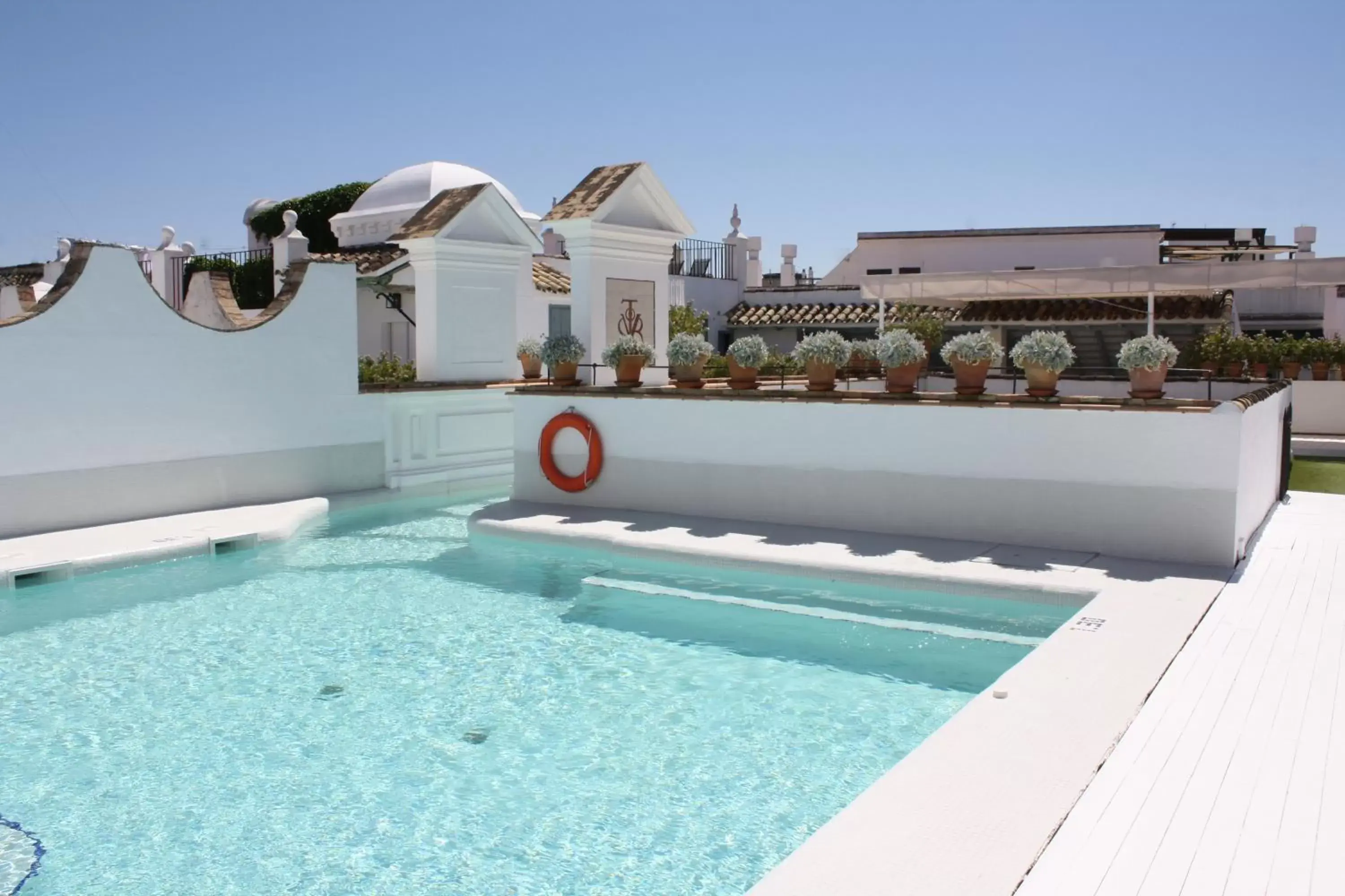 Swimming pool in Hotel Las Casas de la Judería