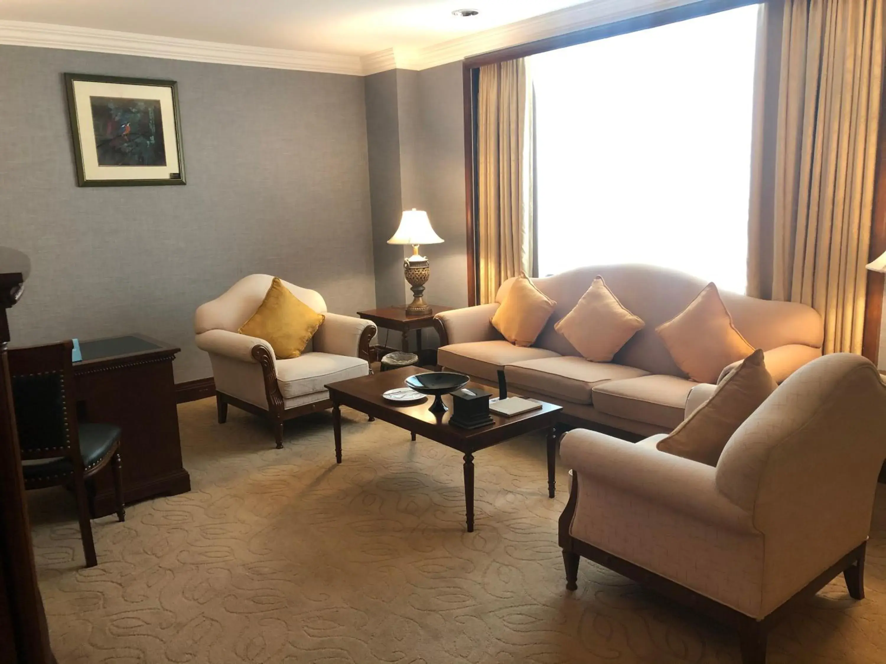 Living room, Seating Area in Grand Noble Hotel Dongguan
