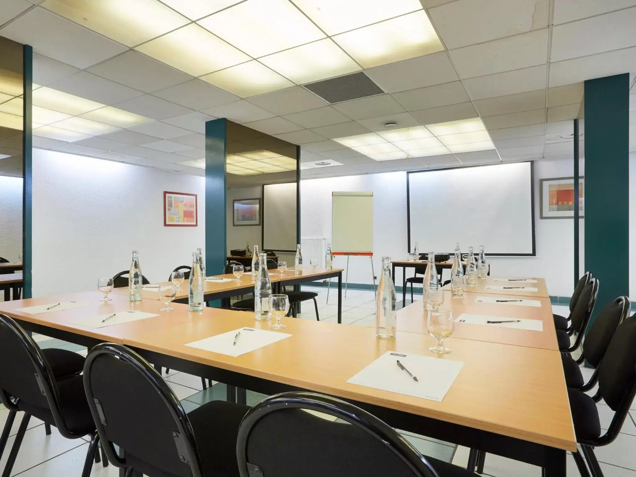 Banquet/Function facilities in Kyriad Grenoble Centre