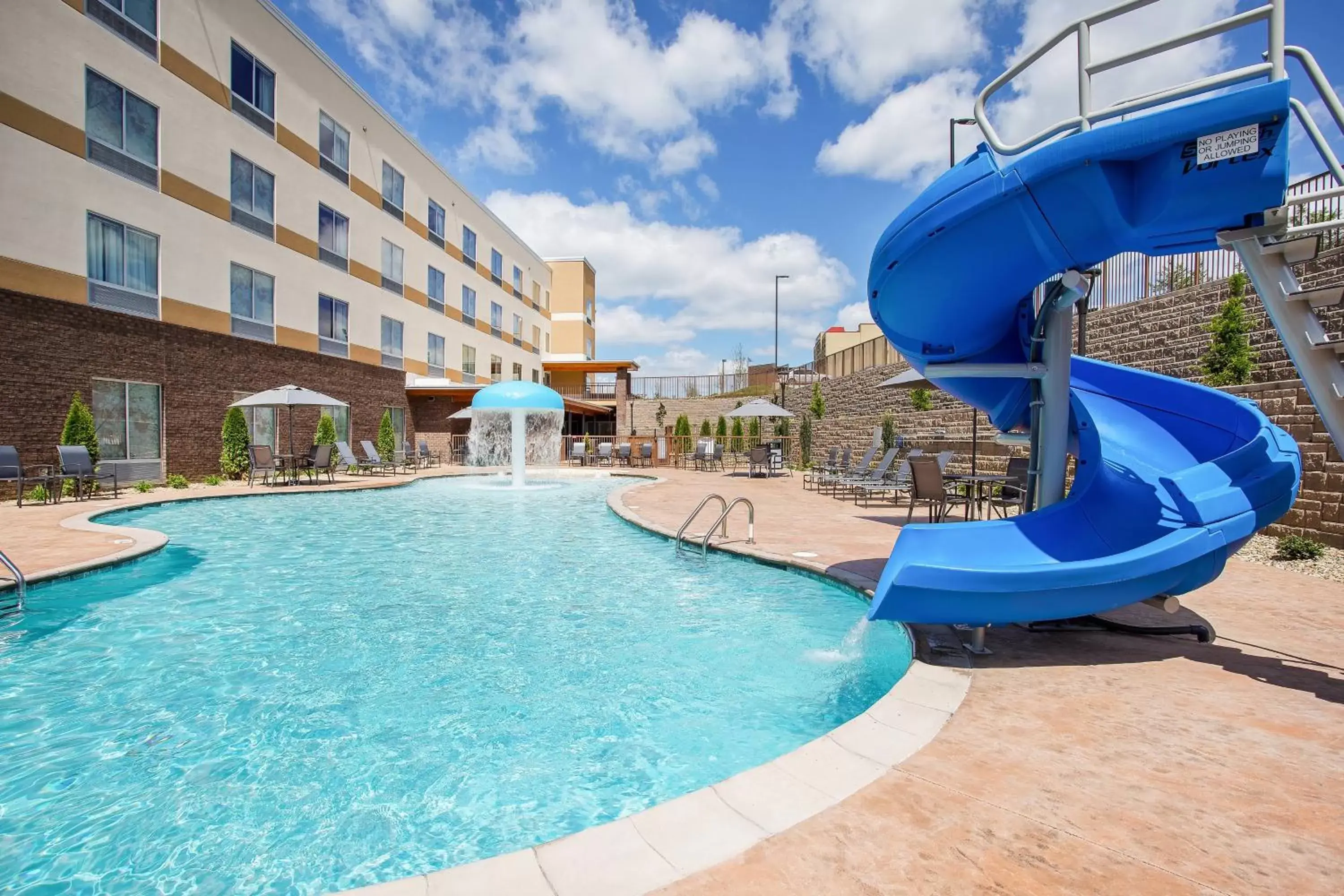 Swimming pool, Water Park in Fairfield Inn & Suites by Marriott Pigeon Forge