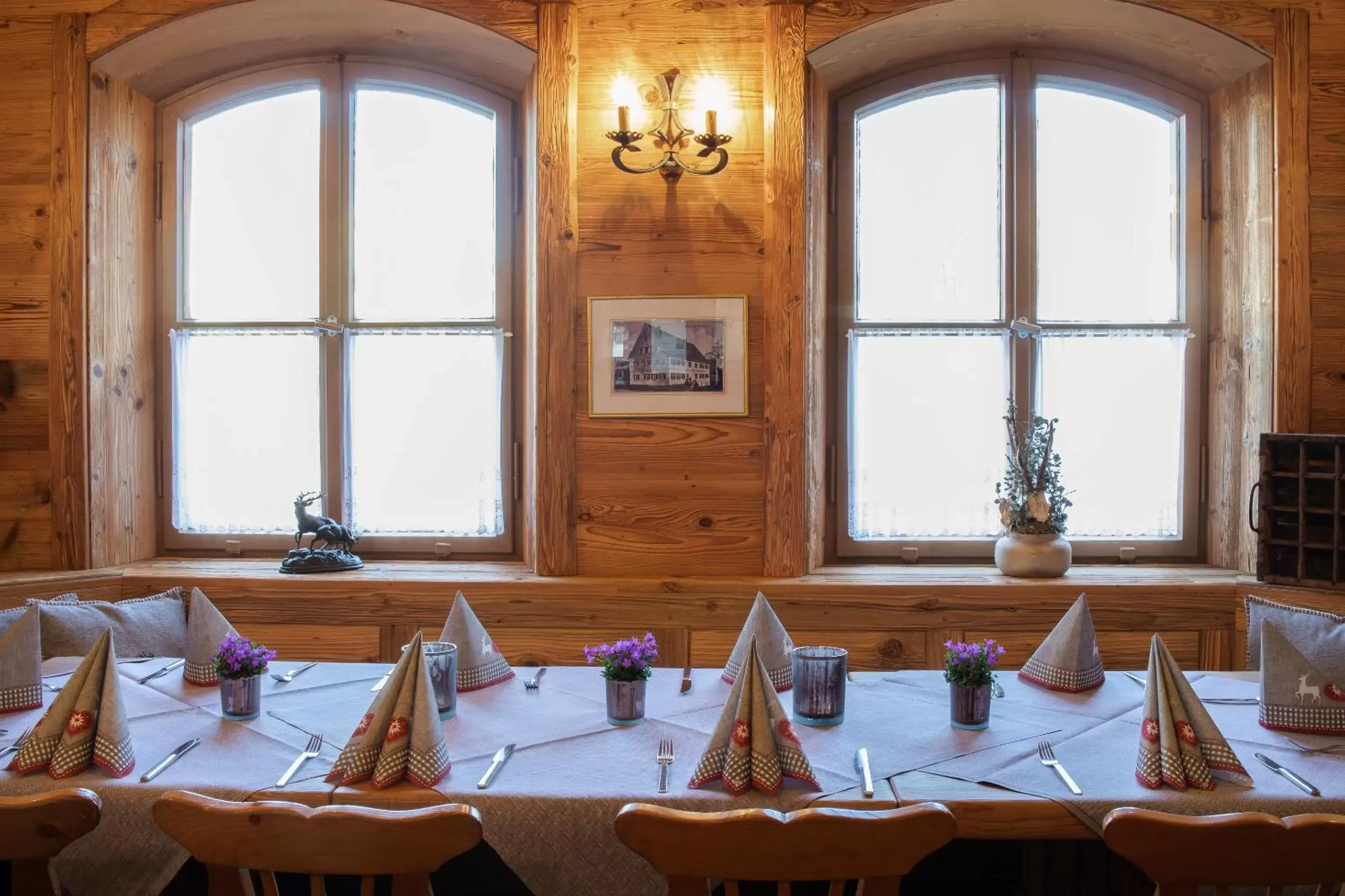 Restaurant/places to eat in Hotel zum Hirsch Restaurant/places to eat in Hotel zum Hirsch