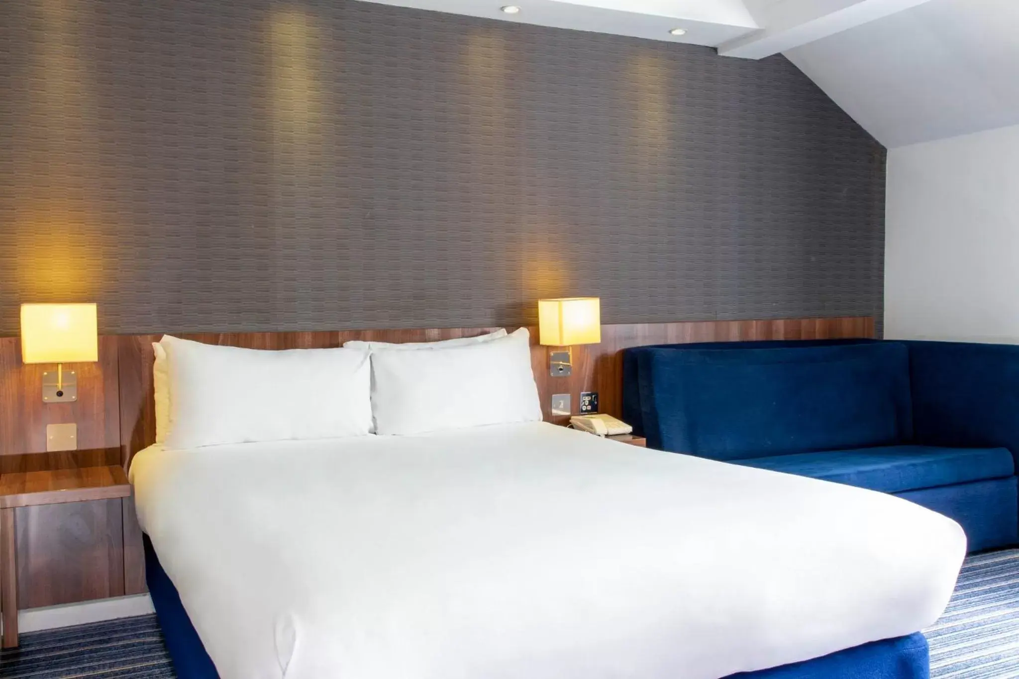 Photo of the whole room, Bed in Holiday Inn Express York, an IHG Hotel