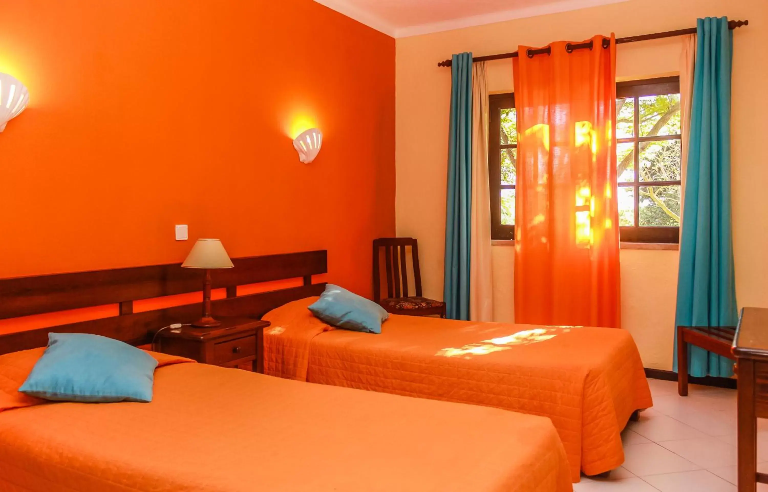 Bed in Colina Village Bed in Colina Village