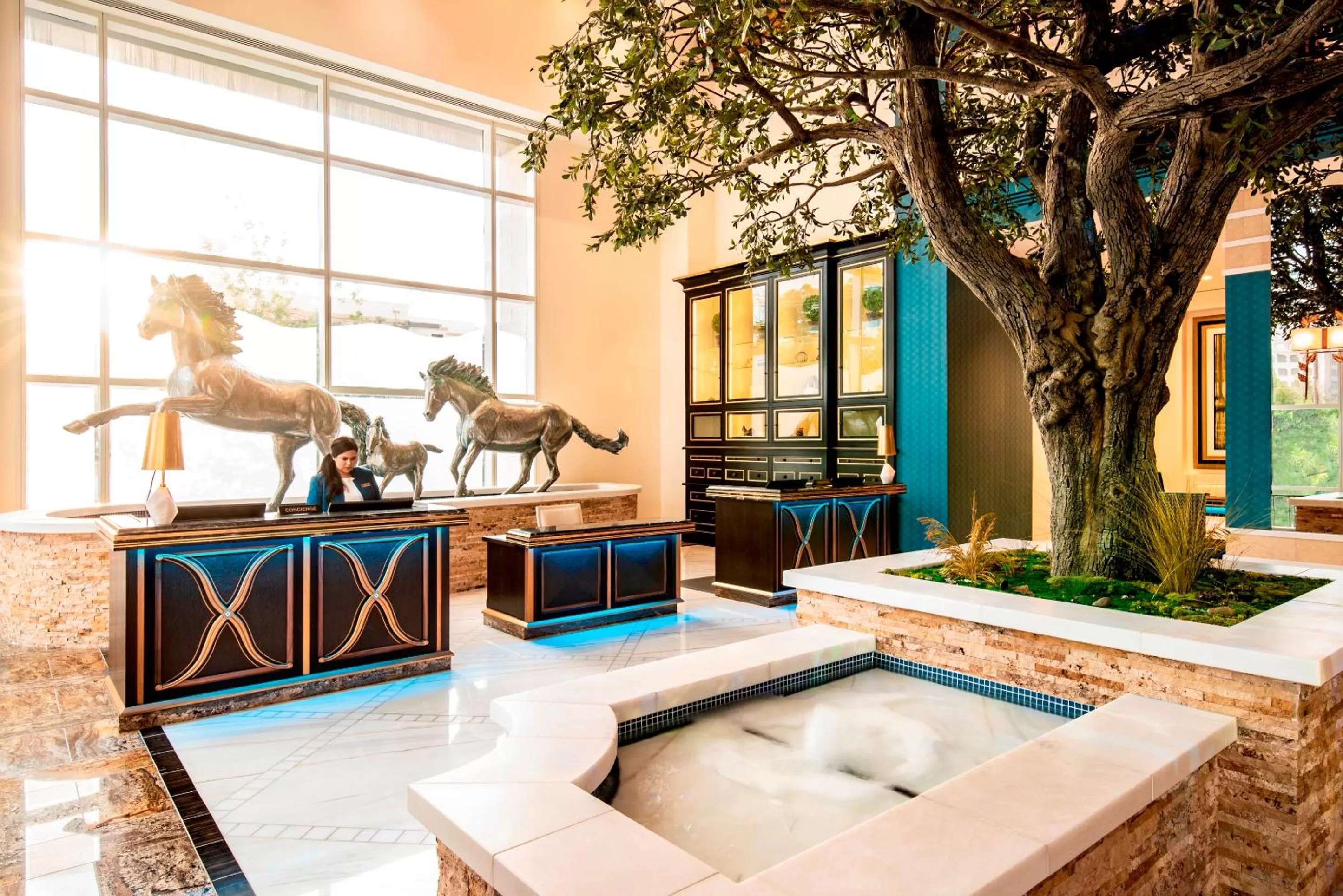 Lobby or reception in Fairmont Austin Gold Experience