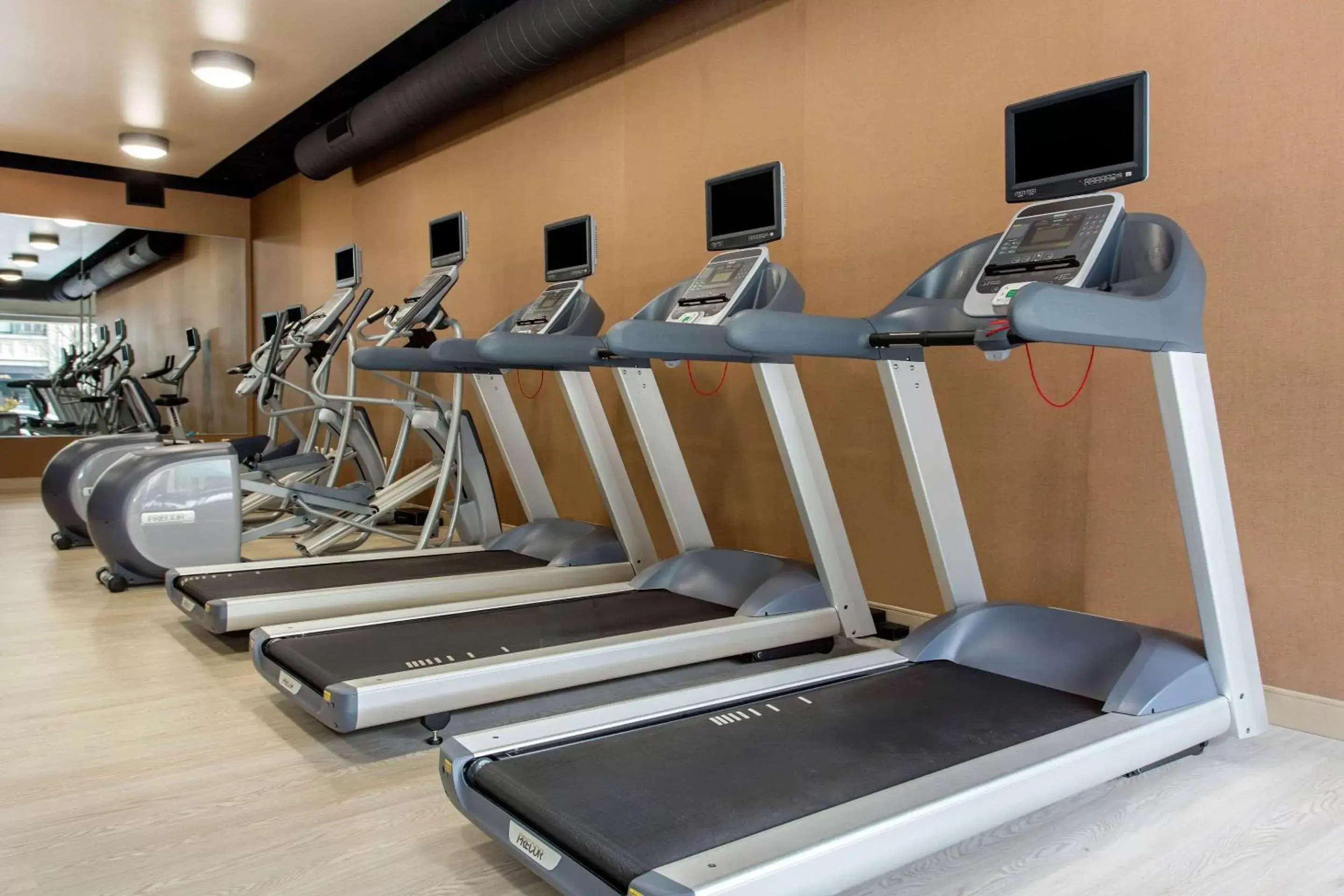 Fitness centre/facilities, Fitness Center/Facilities in Cambria Hotel Downtown Asheville