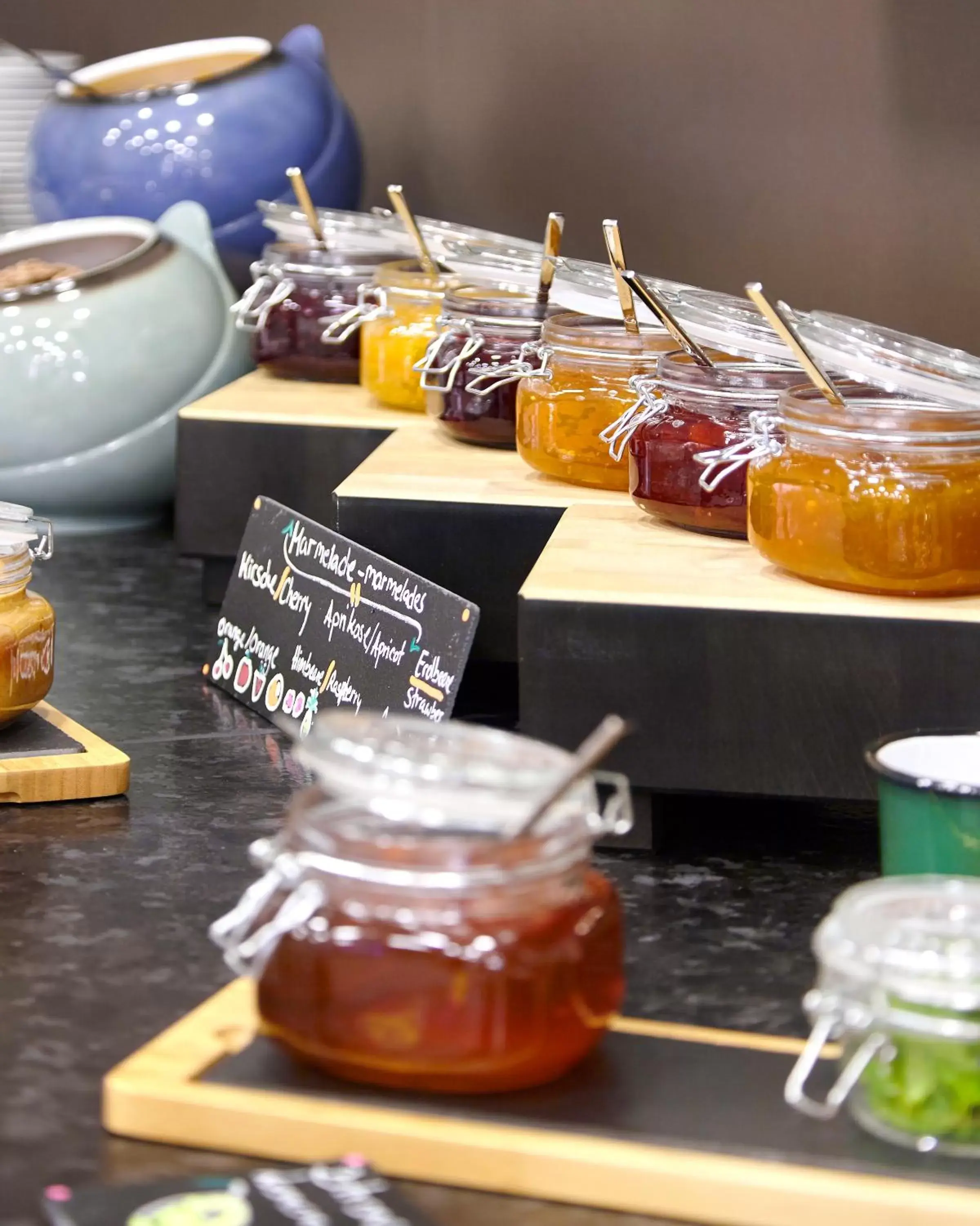 Buffet breakfast in Holiday Inn - the niu, Air Frankfurt Messe by IHG Buffet breakfast in Holiday Inn - the niu, Air Frankfurt Messe by IHG