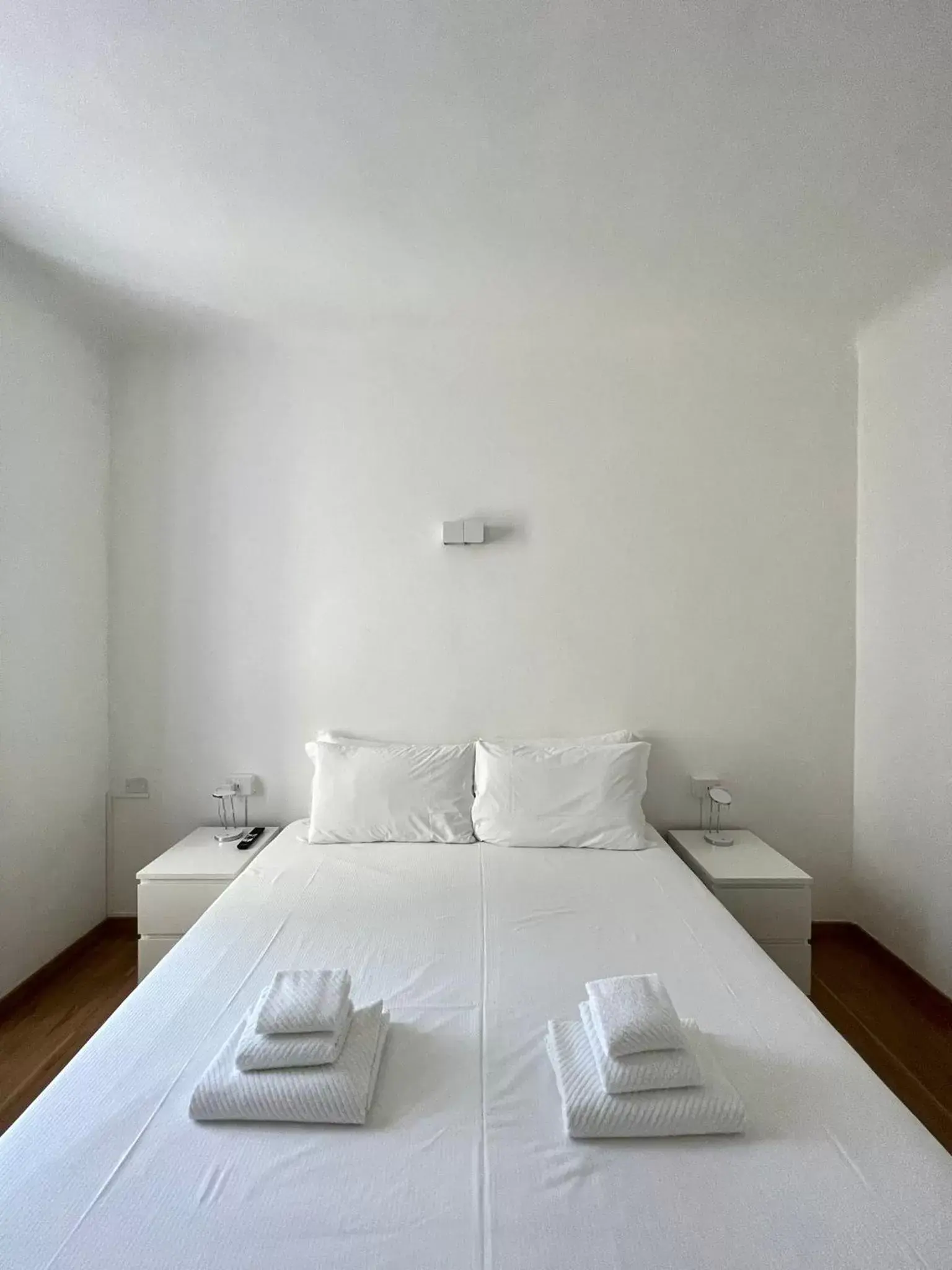 Bed in Easy Milano - Rooms and Apartments Navigli