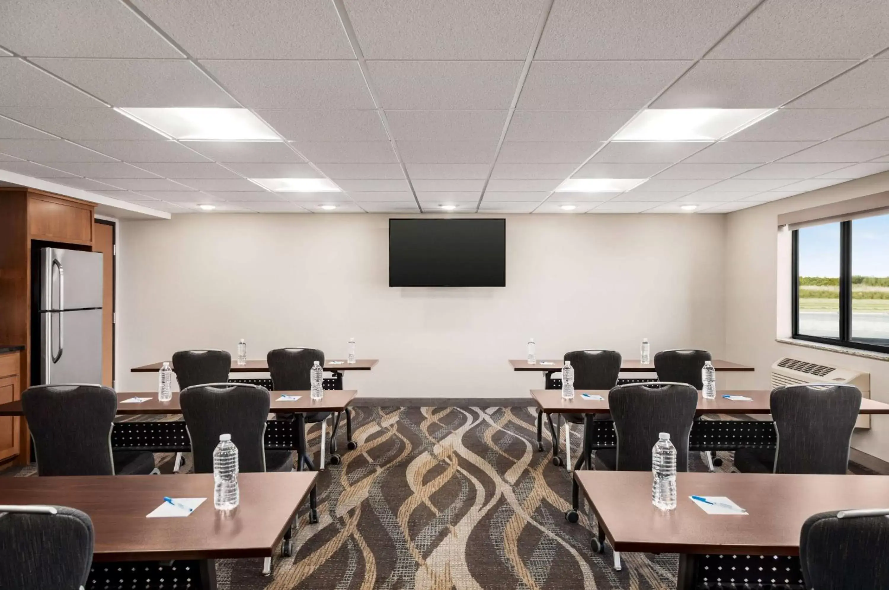Meeting/conference room in AmericInn by Wyndham Baudette