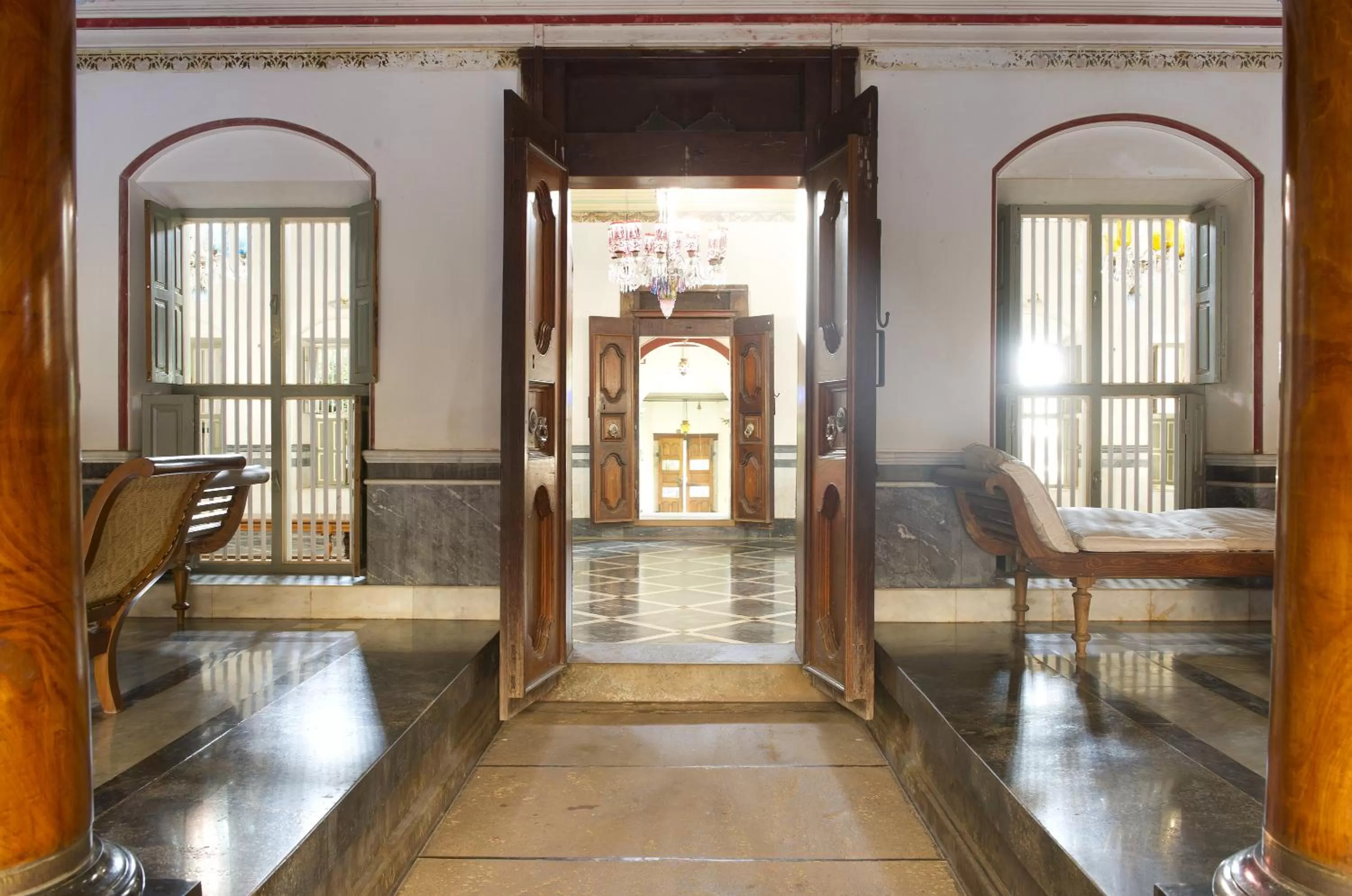 Day in Saratha Vilas Chettinad