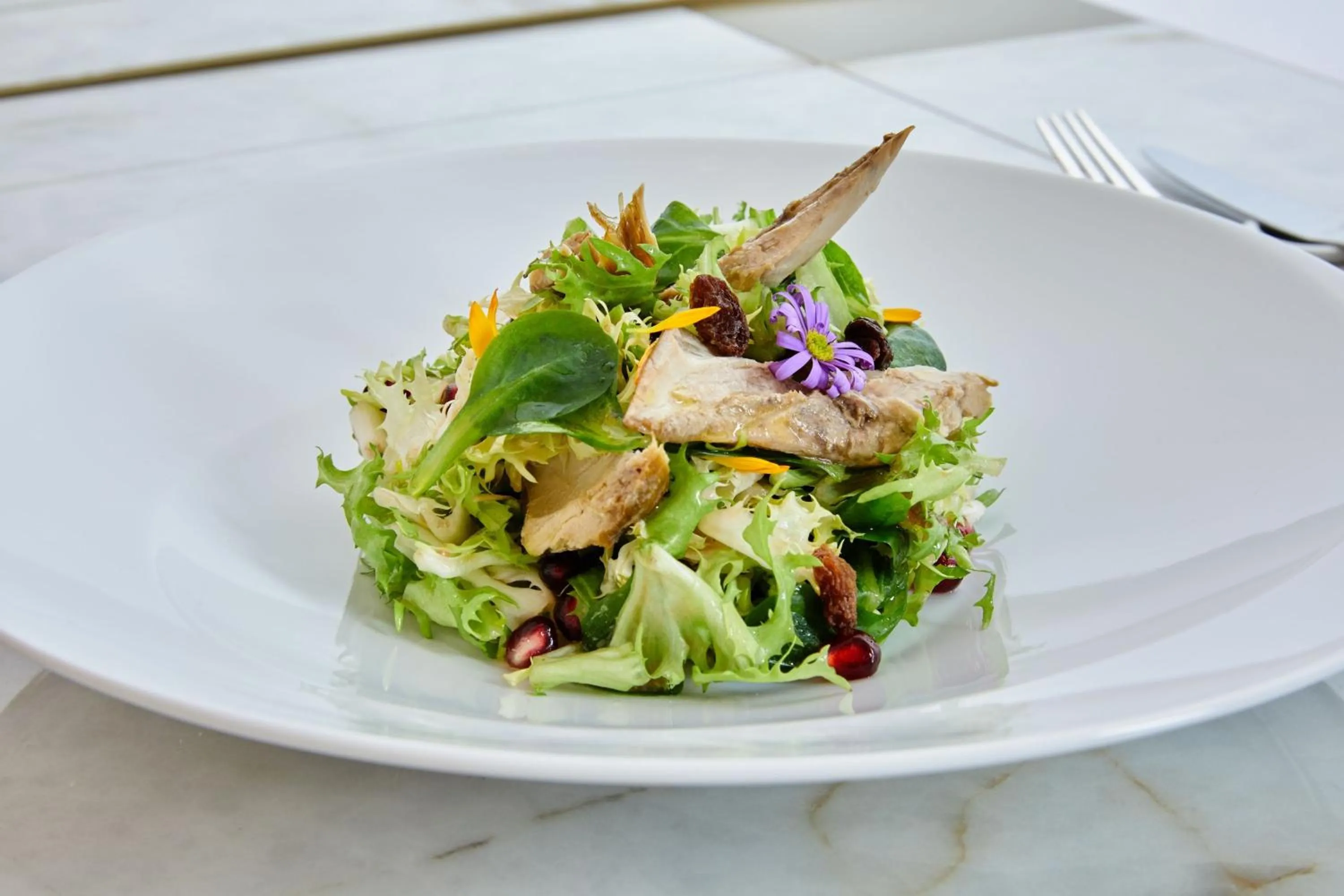 Restaurant/places to eat in JW Marriott Hotel Madrid