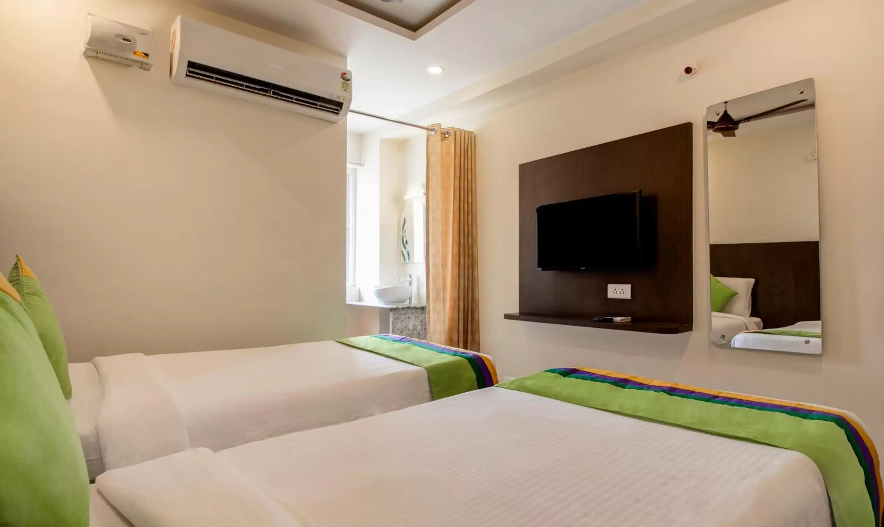 Bedroom, Bed in Treebo Sls Grand Bedroom, Bed in Treebo Sls Grand