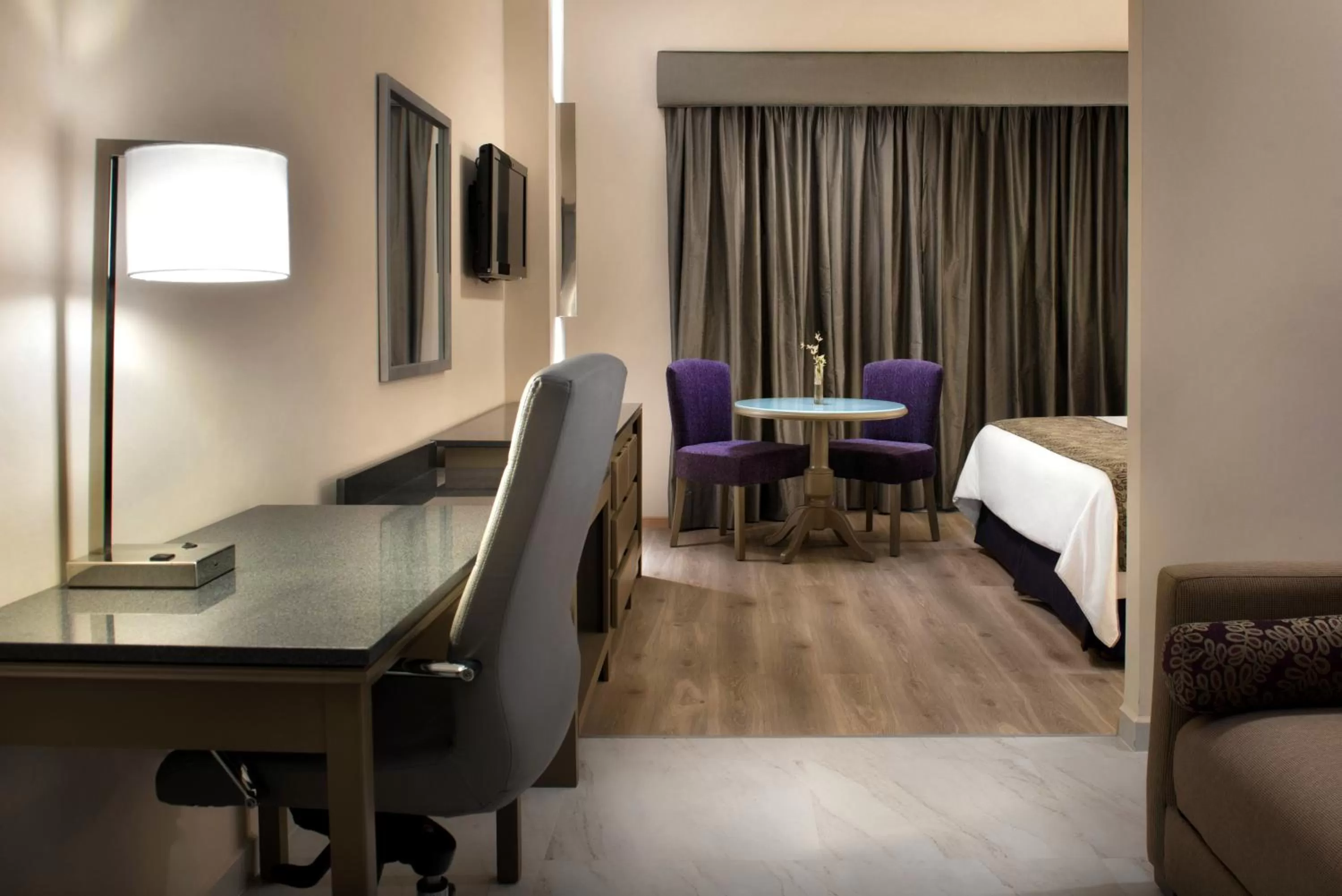 Bed in Krystal Monterrey