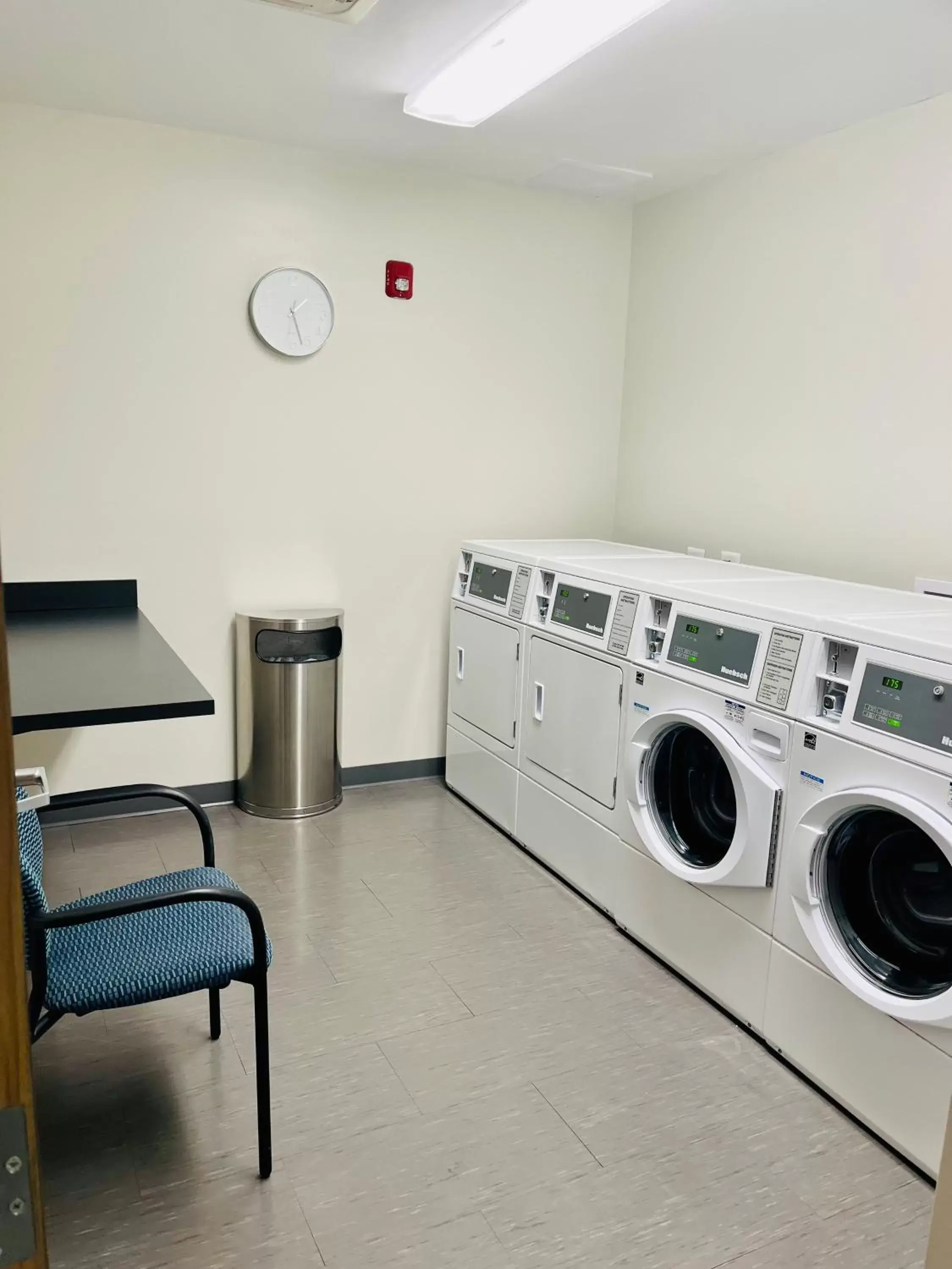 laundry in Fairfield Inn & Suites by Marriott Staunton