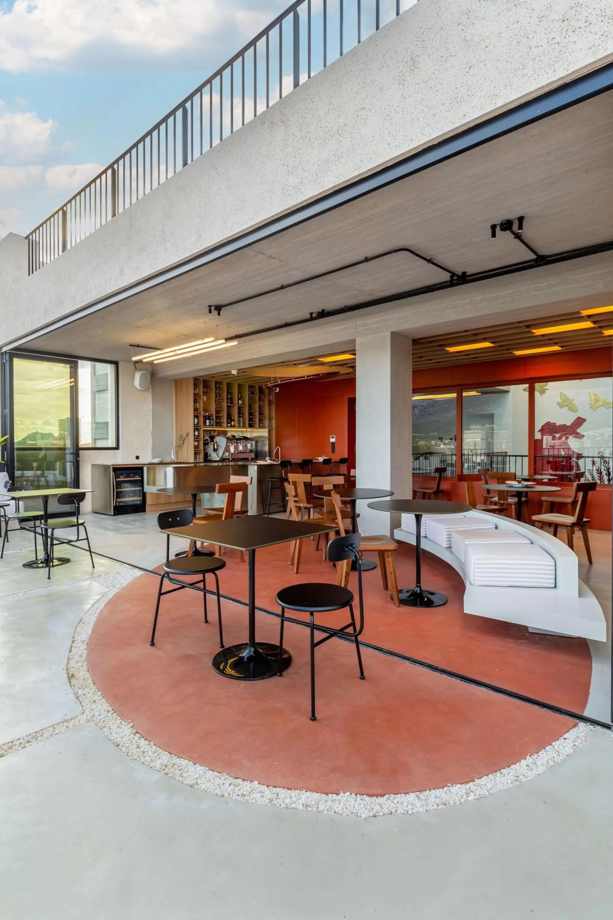 Breakfast in The Newel Psychiko