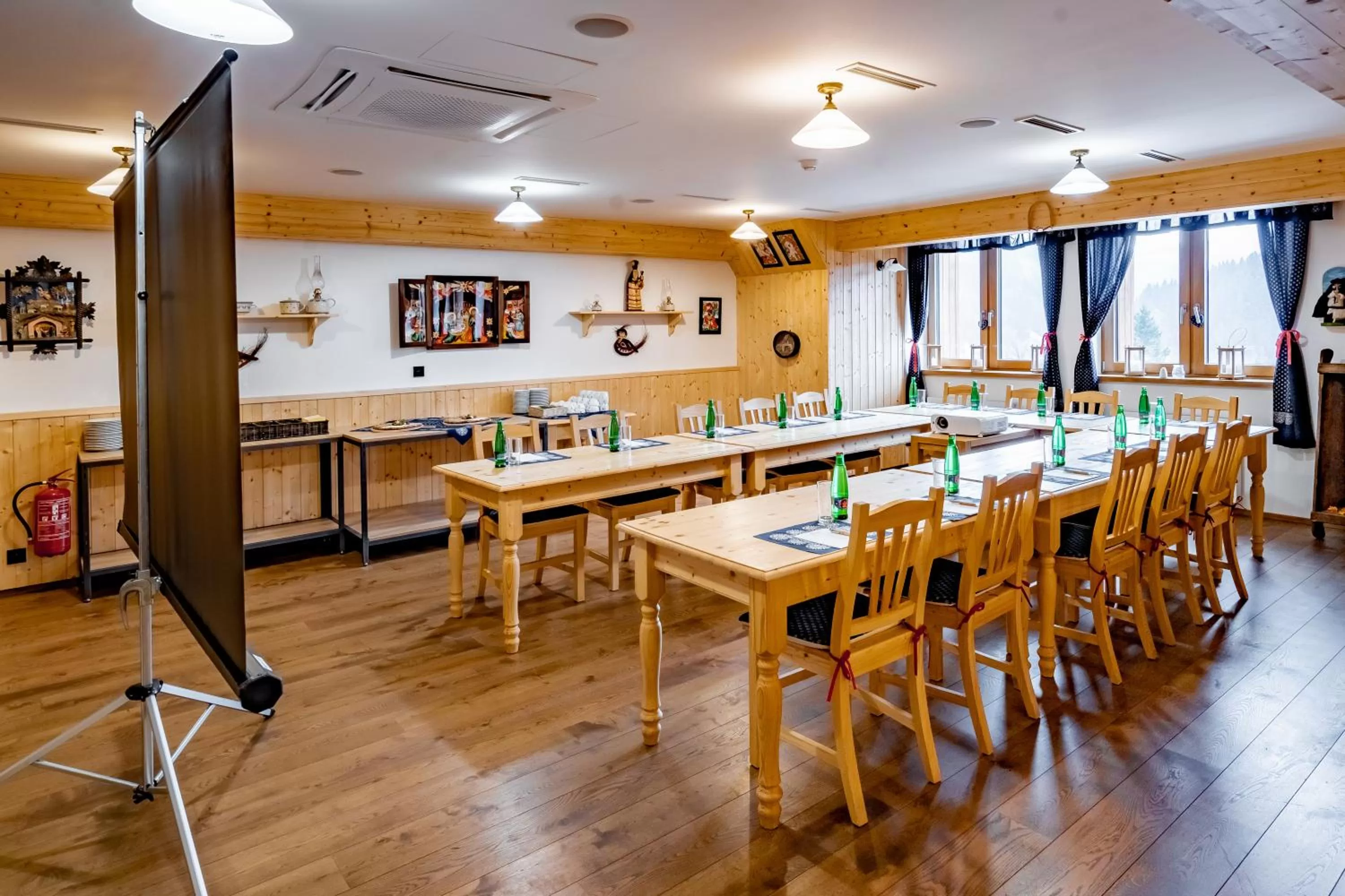 Restaurant/places to eat in Grandhotel Tatra