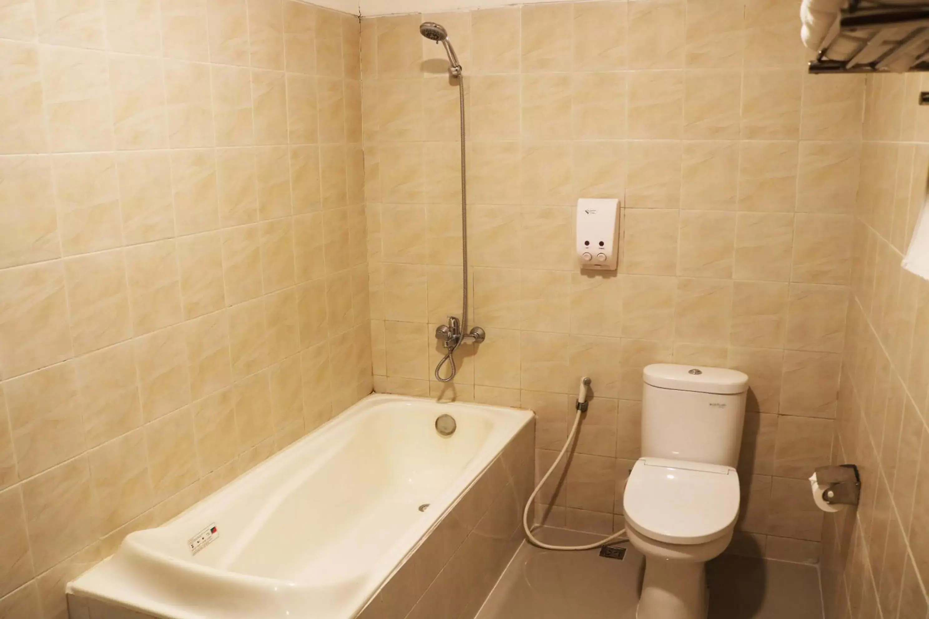 Bathroom in Royal Park Hotel