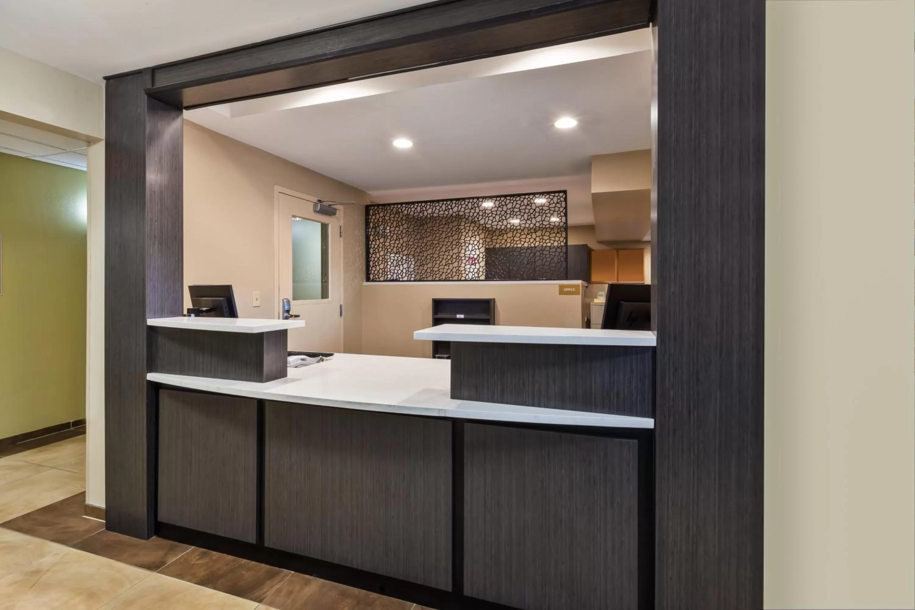 Property building in Candlewood Suites Huntersville-Lake Norman Area by IHG