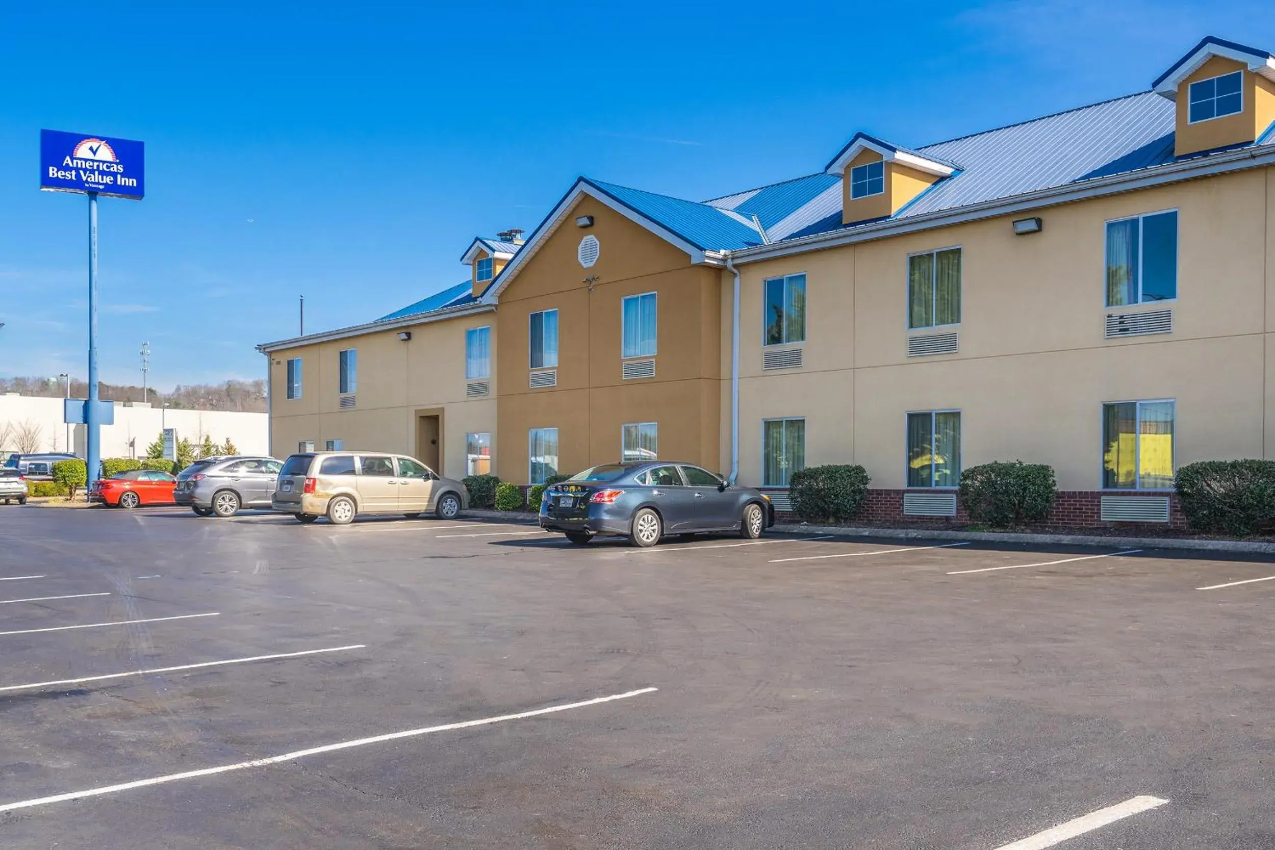 Property Building in Americas Best Value Inn - Chattanooga