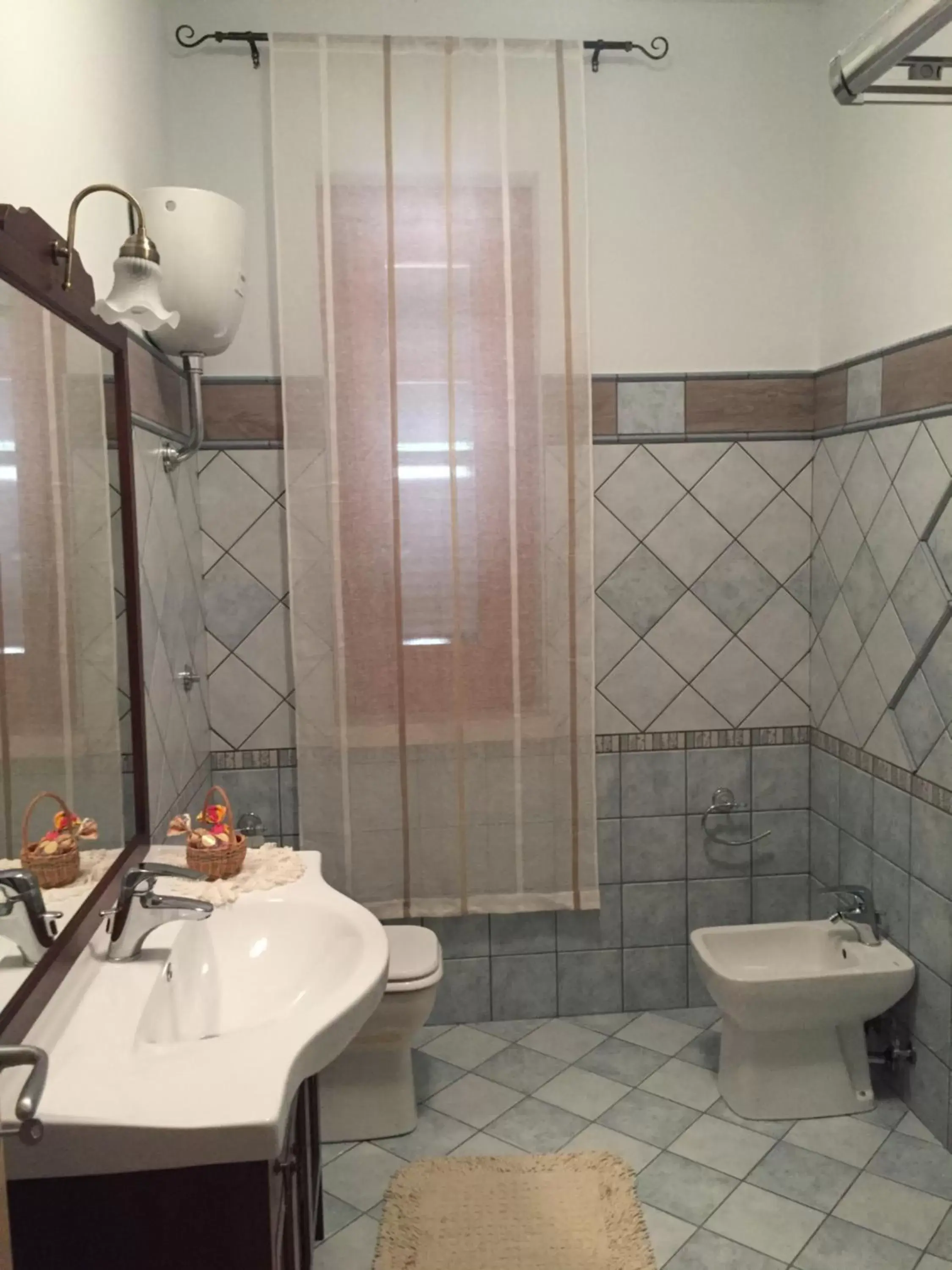 Shower, Bathroom in San Michele