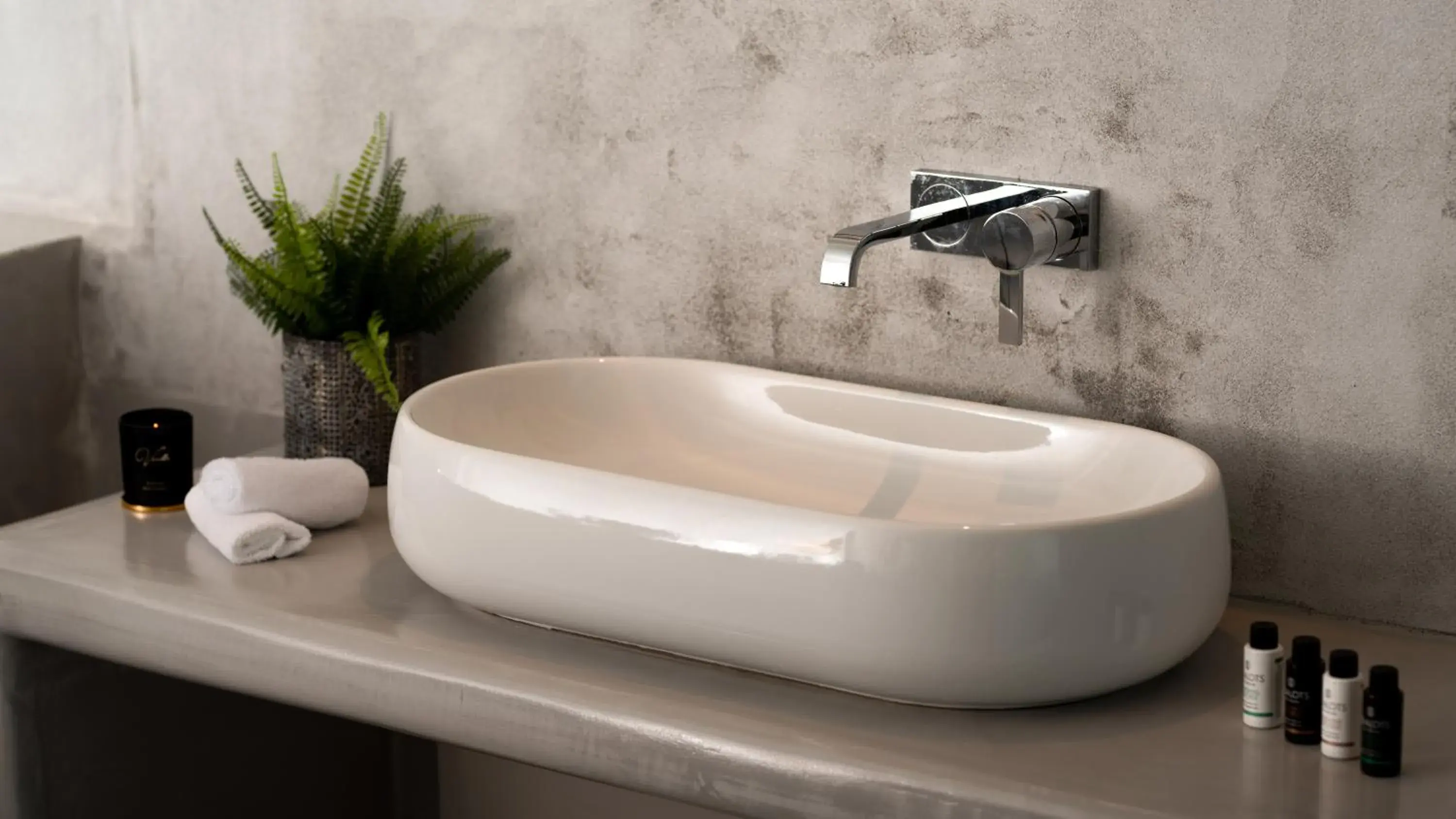 Bathroom in Daydream Luxury Suites