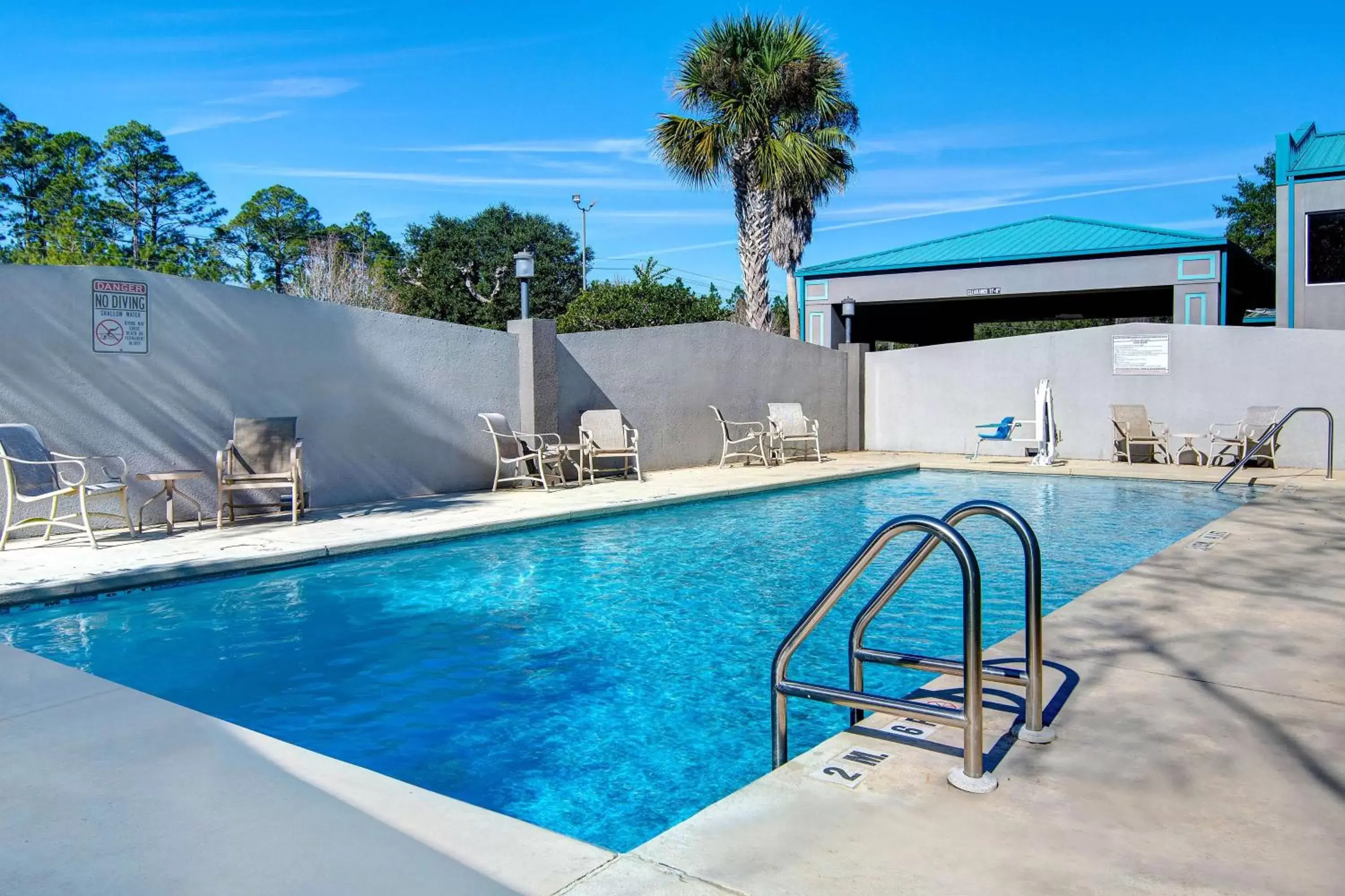 Activities, Swimming Pool in Studio 6 Pensacola, FL - West I-10