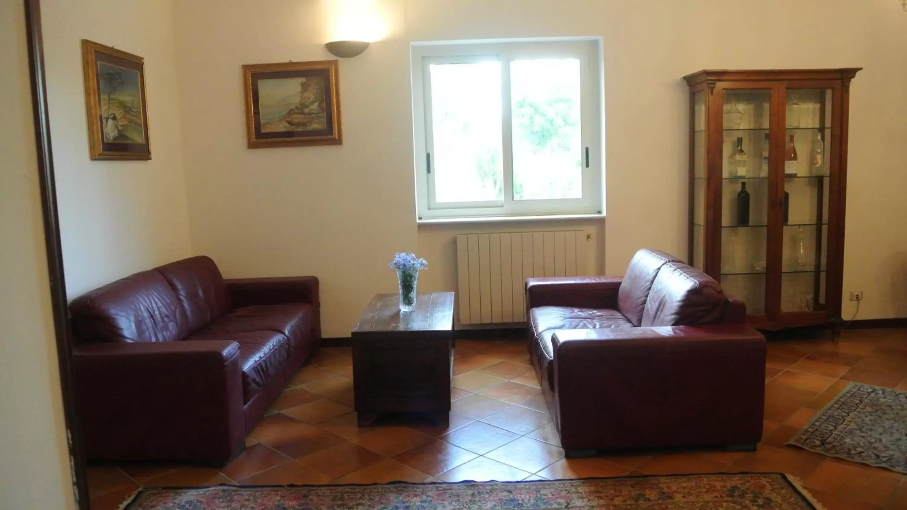 Living room, Seating Area in Villa Carlotta Resort