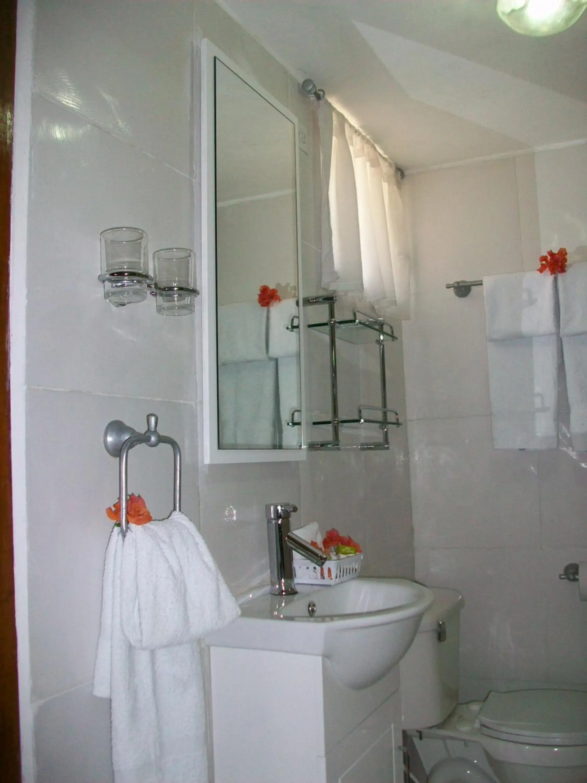 Bathroom in Ideal Villa Hotel