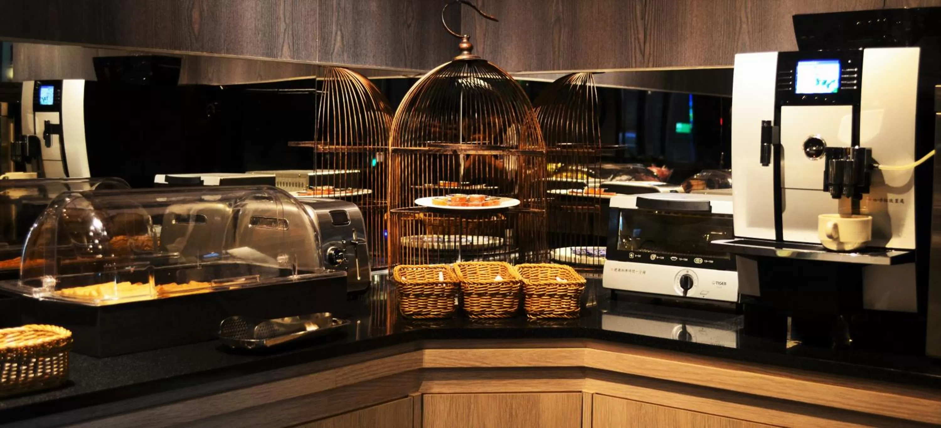 Restaurant/places to eat in Hotel Lainn