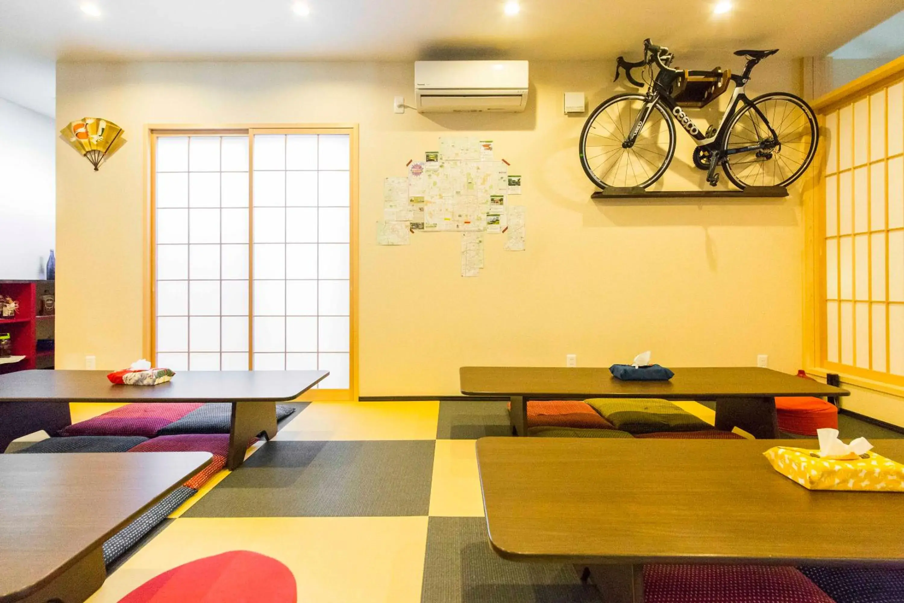 Communal lounge/ TV room in Fujitaya BnB