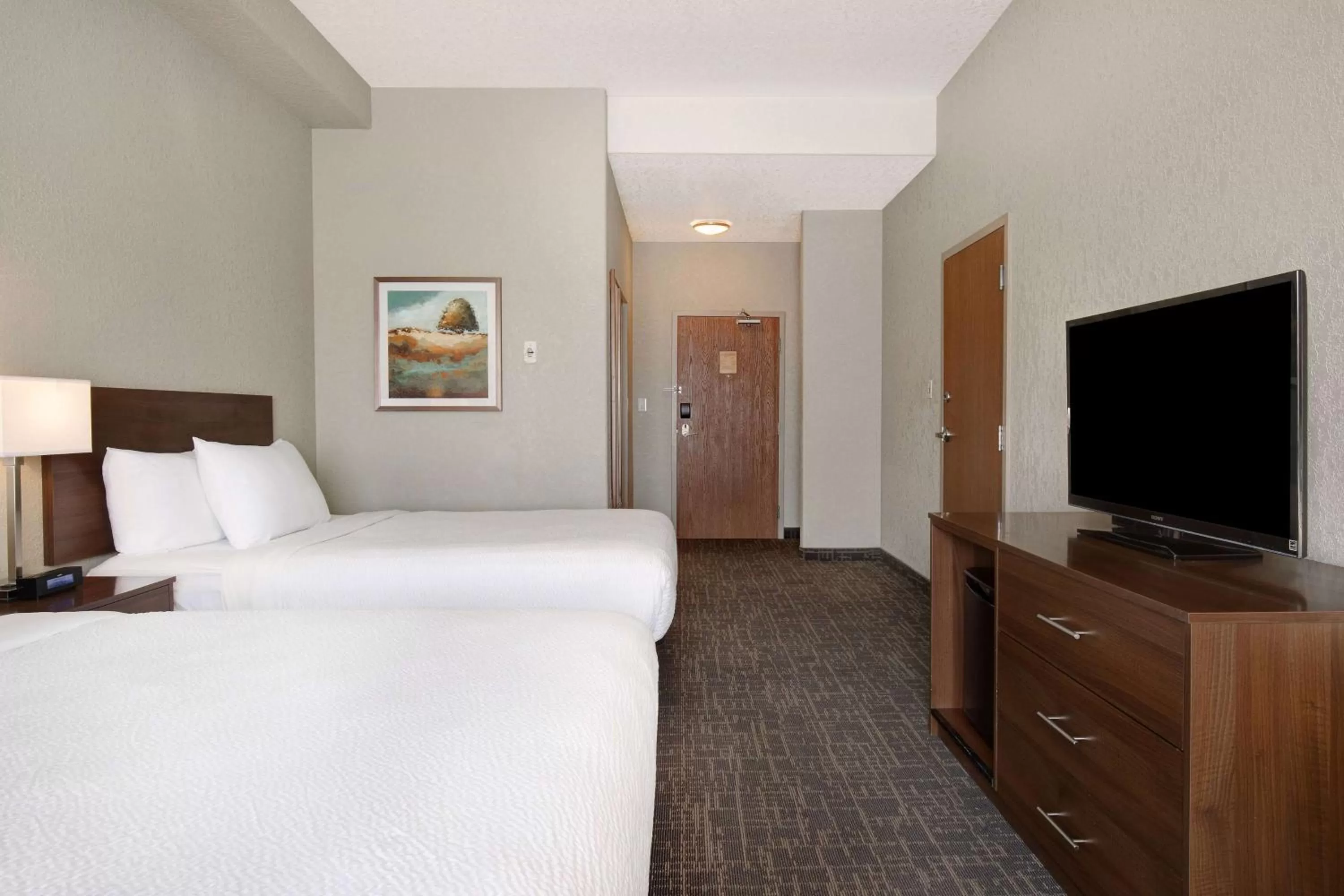 Photo of the whole room, Bed in Days Inn & Suites by Wyndham Yorkton