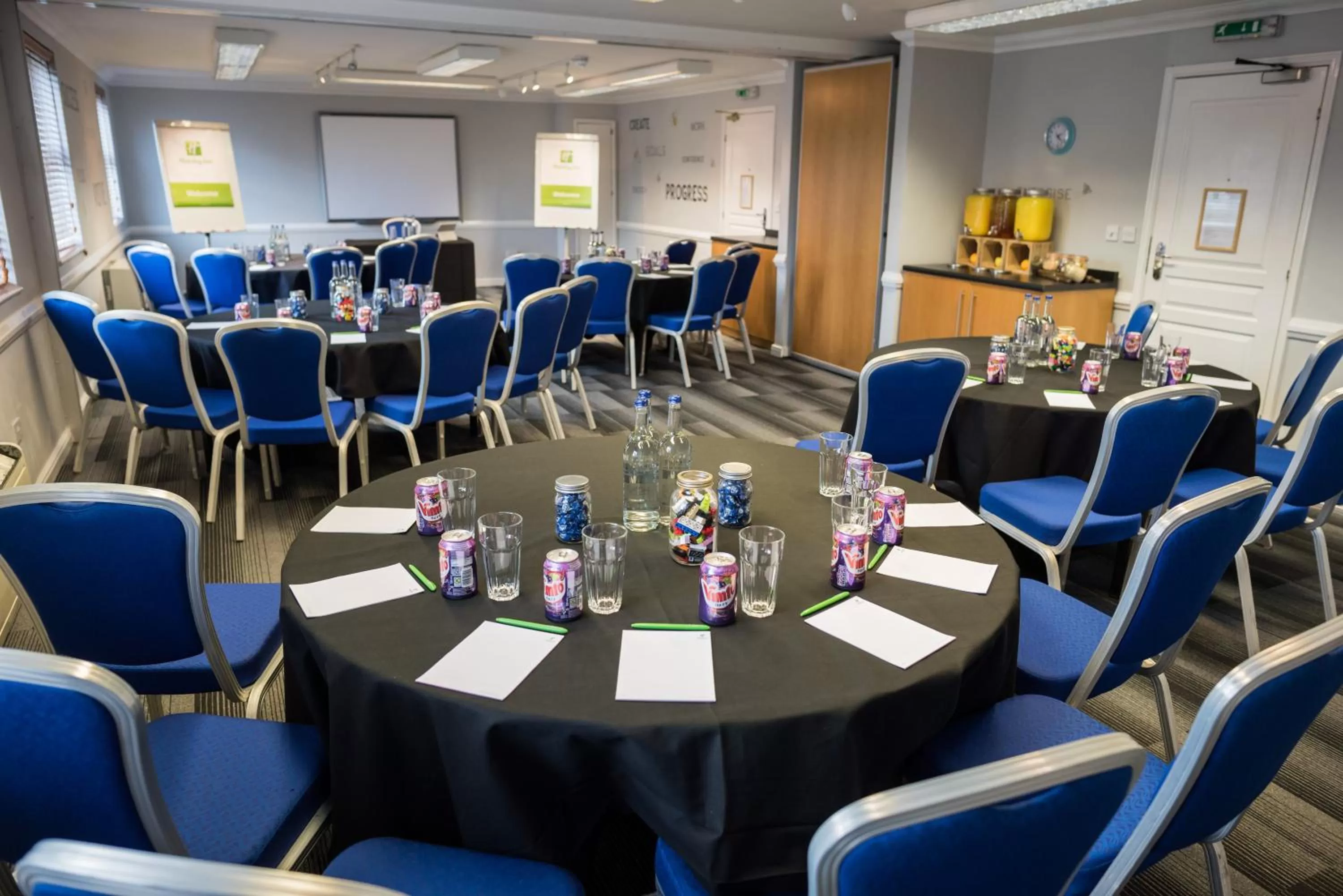 Meeting/conference room in Holiday Inn Manchester West by IHG