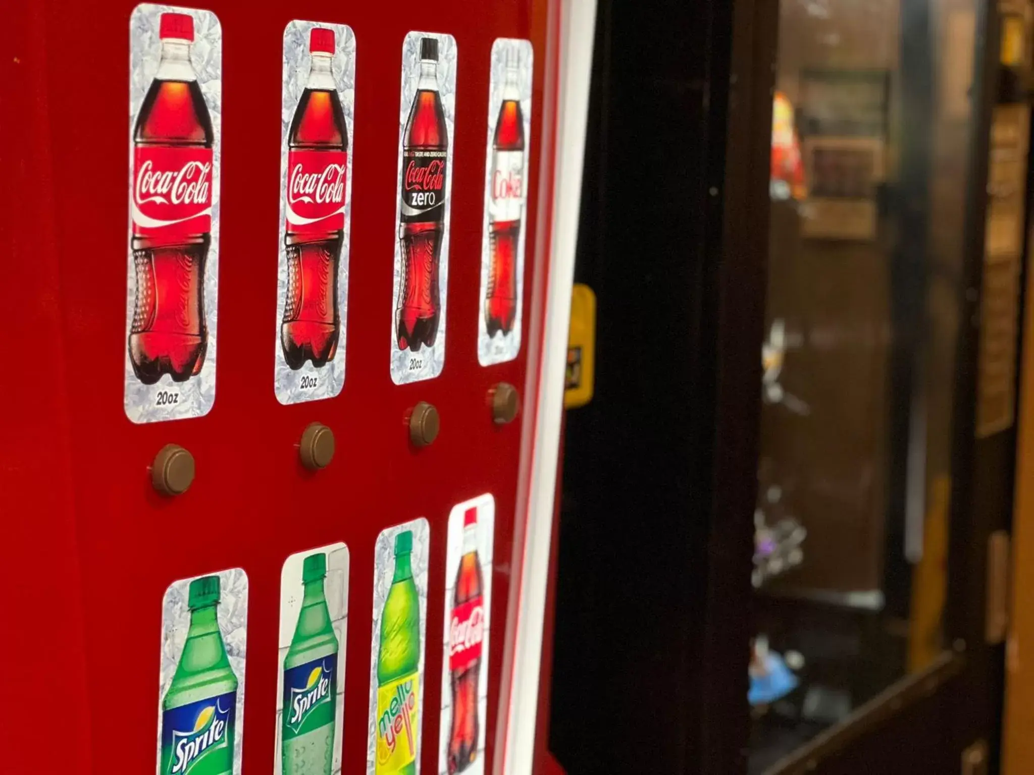 vending machine in Comfort Suites Louisville East