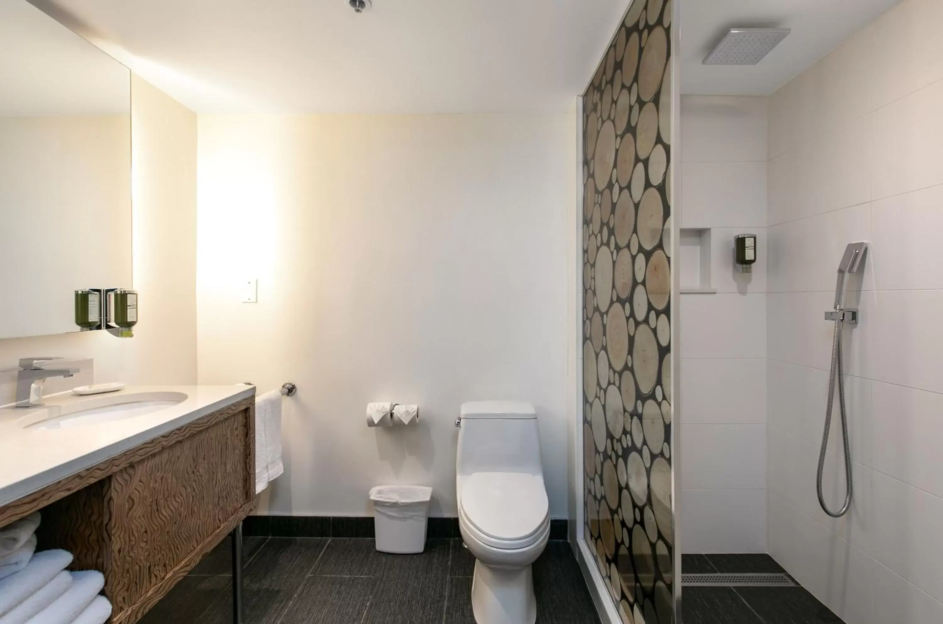 Bathroom in Adara Hotel