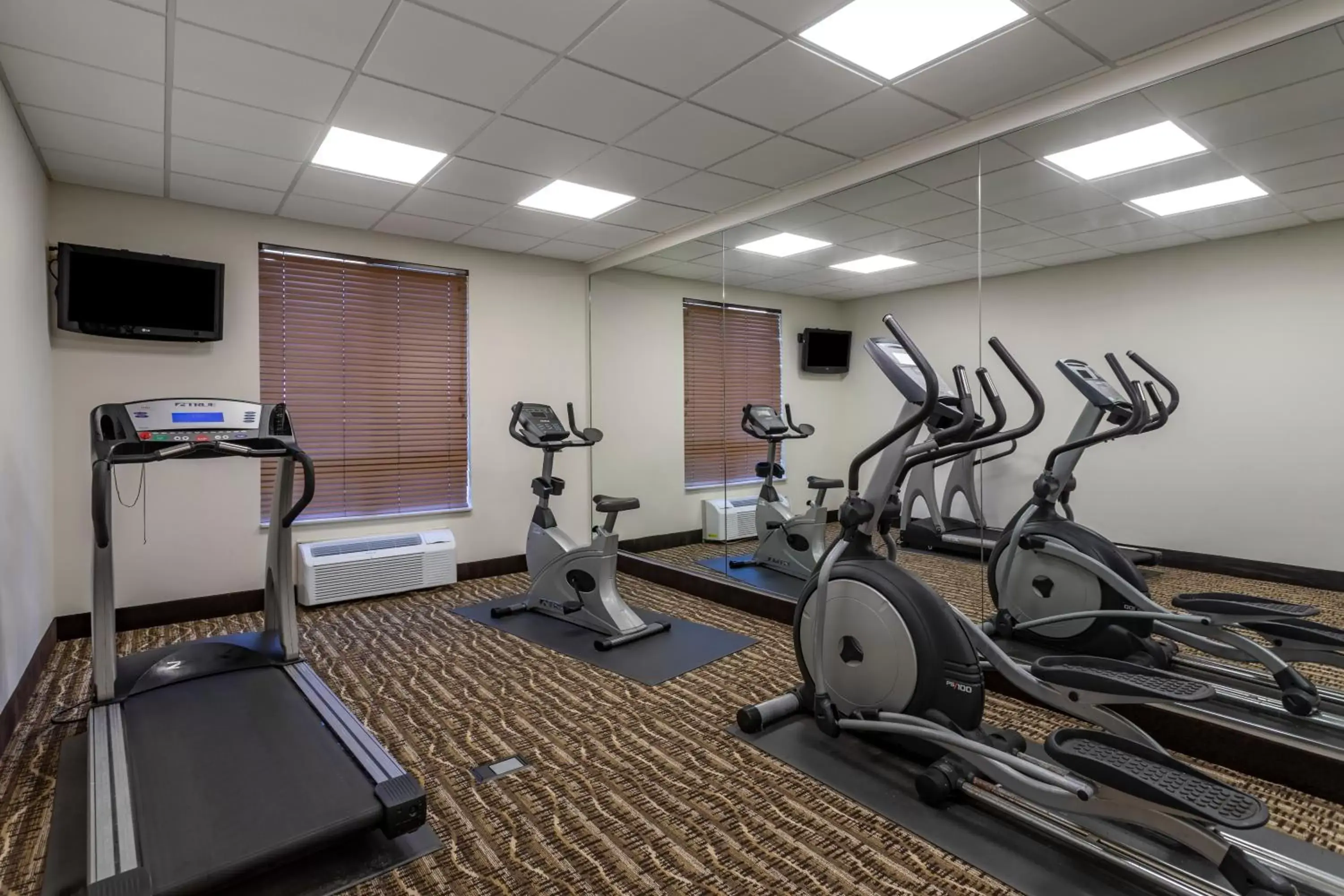 Fitness centre/facilities, Fitness Center/Facilities in Quality Inn & Suites